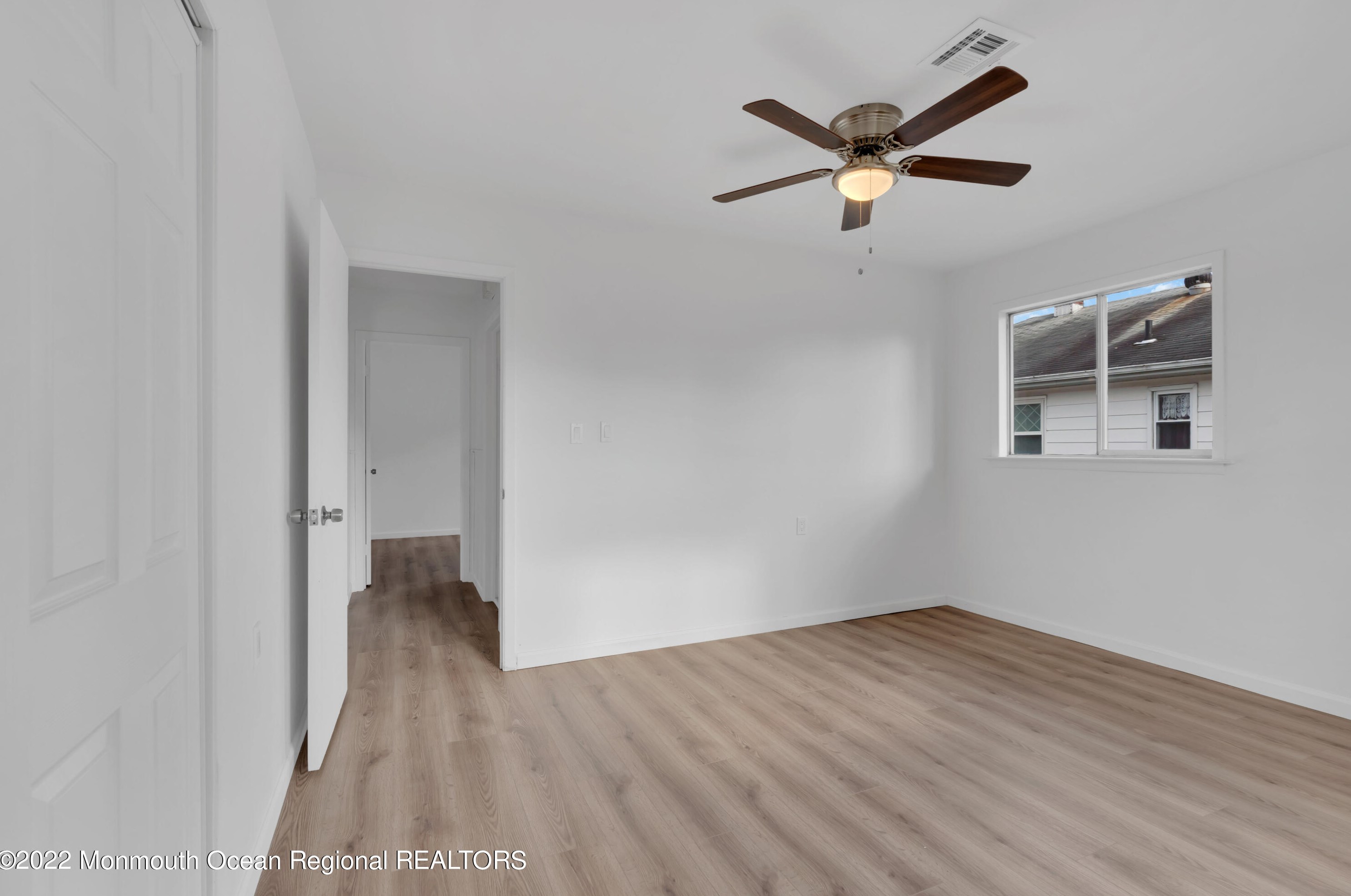 31 Frederiksted St, Toms River NJ  08757-4633 exterior