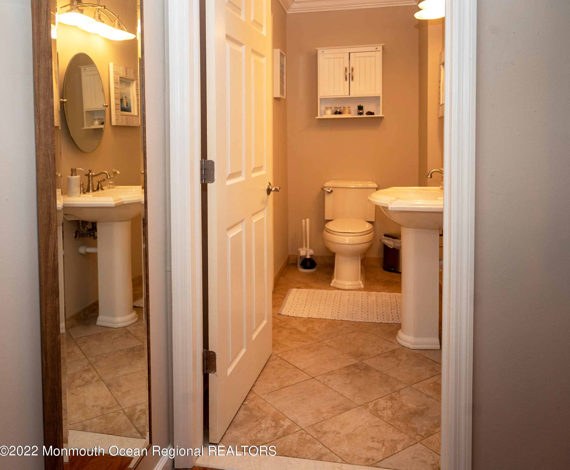 511 Harding Rd, East Freehold NJ 07728-9004 exterior