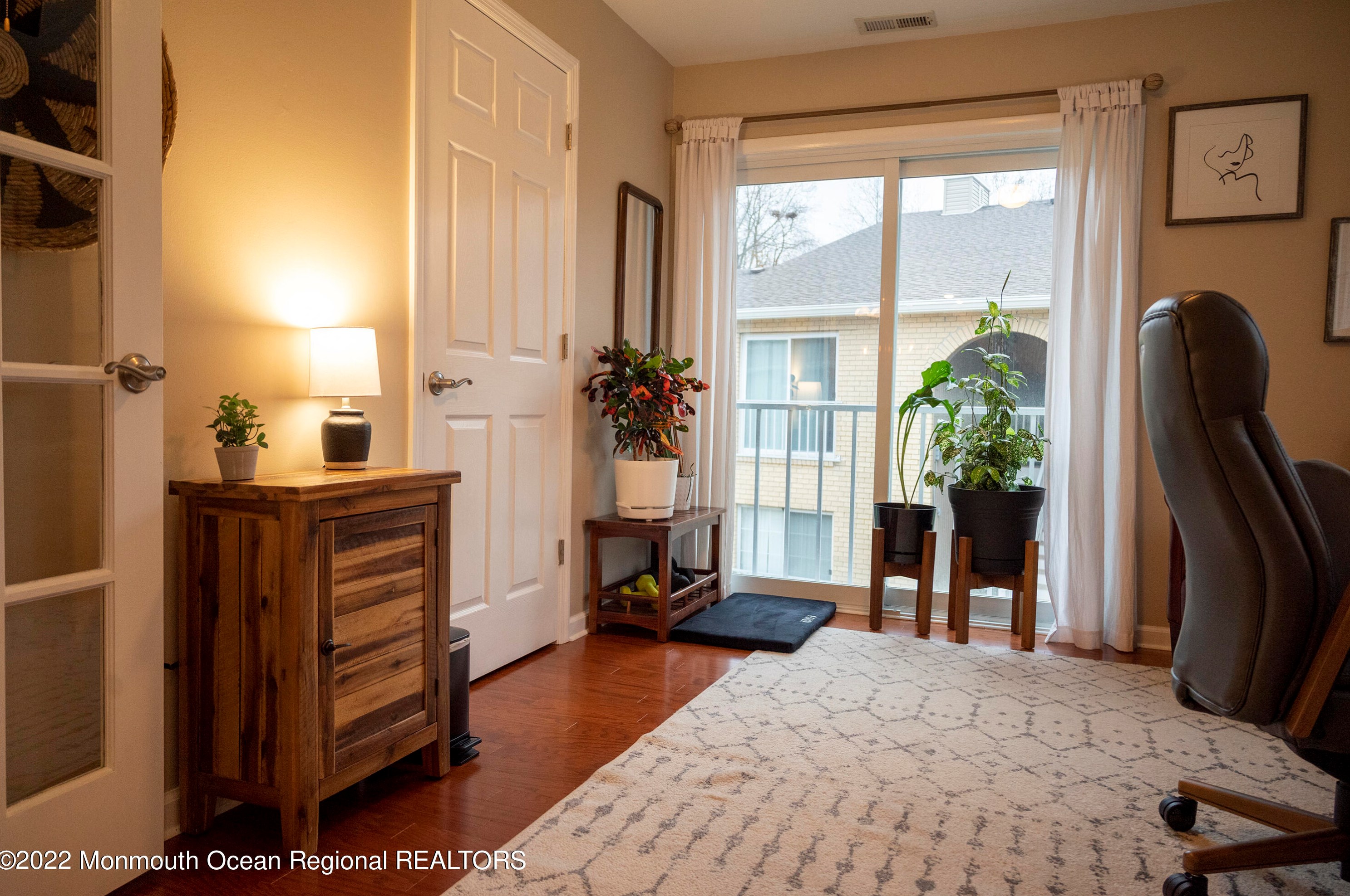 511 Harding Rd, East Freehold NJ 07728-9004 exterior