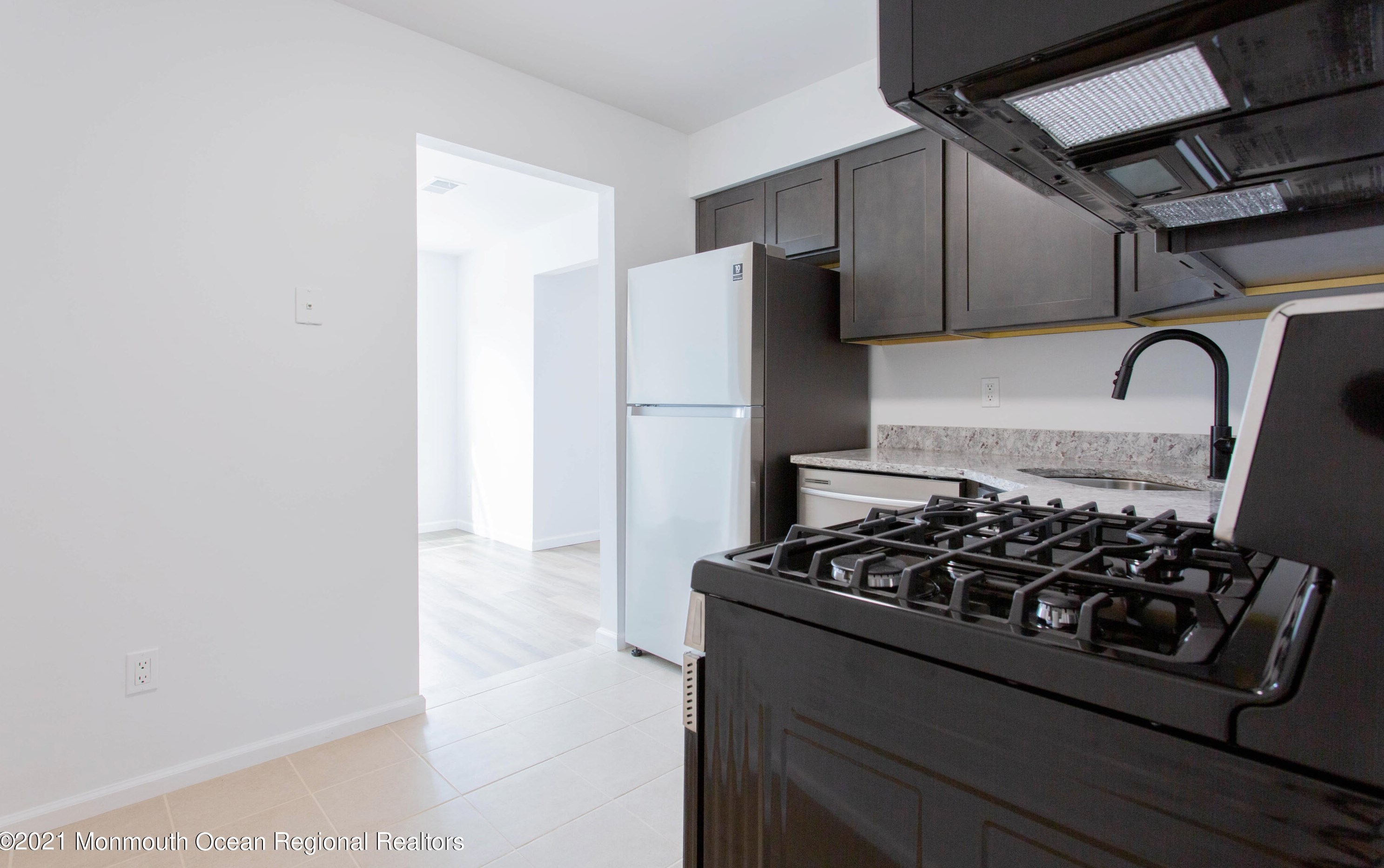 31 Diane Dr, Wall Township, NJ 07753-7955