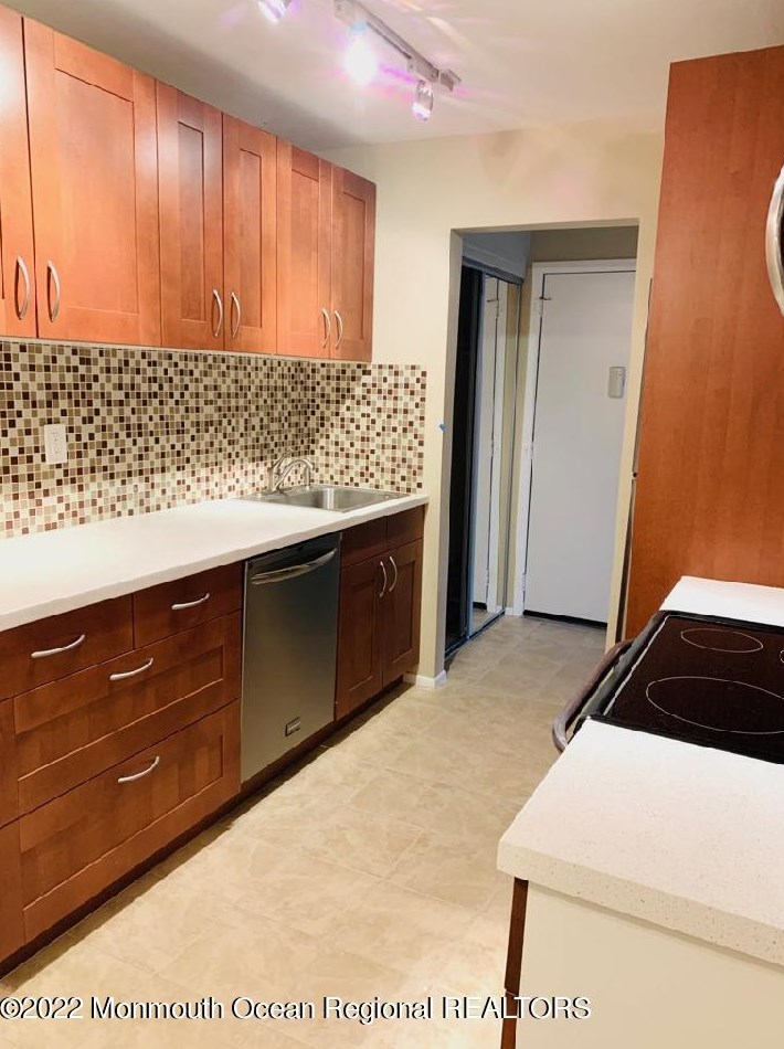 20 Pine Cluster Cir Unit F, Millstone Township, NJ