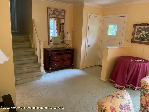 72 Jay Dr, Paramus, NJ 07652