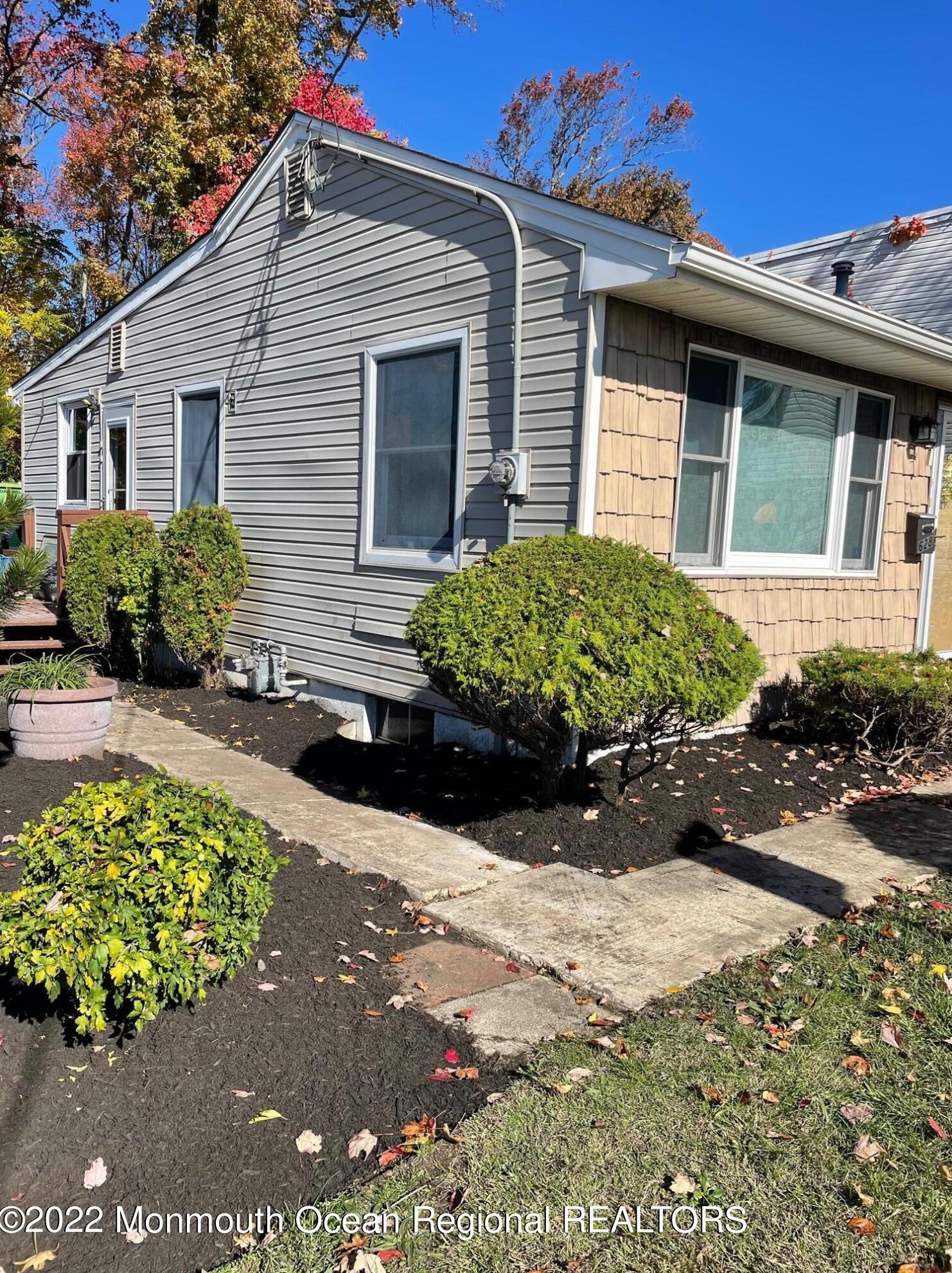 628 Cliffwood Ave, Keyport, NJ 07735