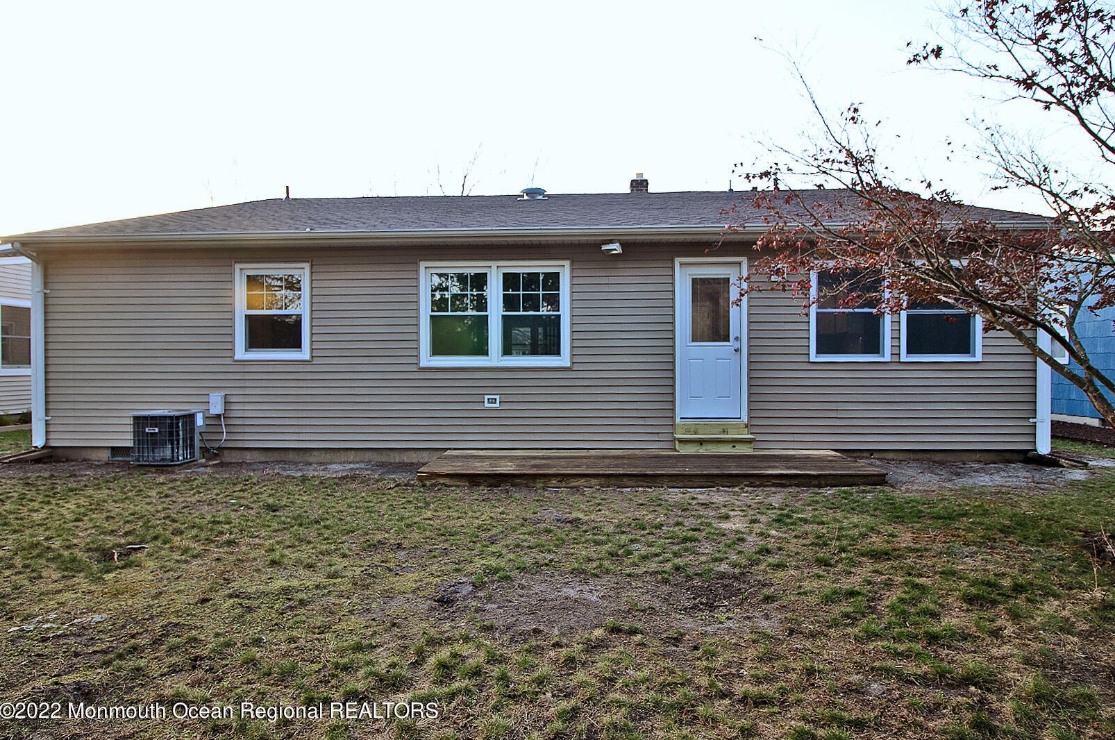30 Nostrand Dr, Toms River NJ  08757-5642 exterior