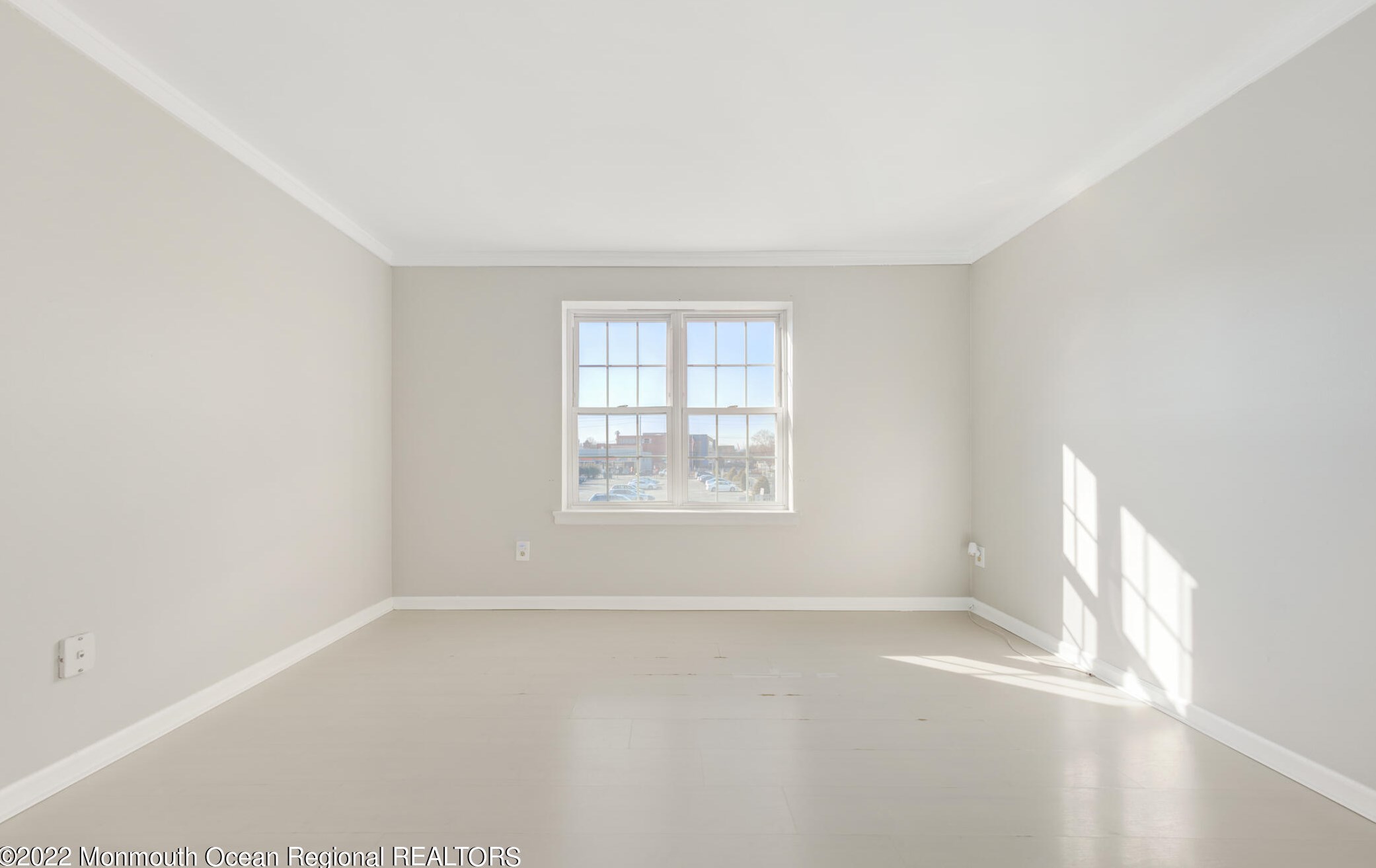 1008 Unicorn Way, Clifton NJ  07011-2068 exterior