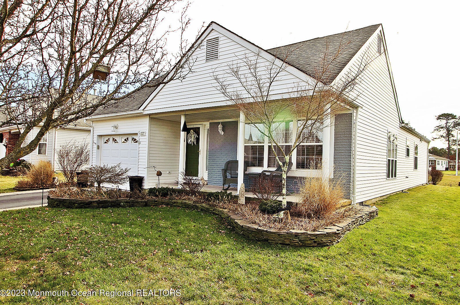 47 Portsmouth Dr, Toms River, NJ 08757-6635