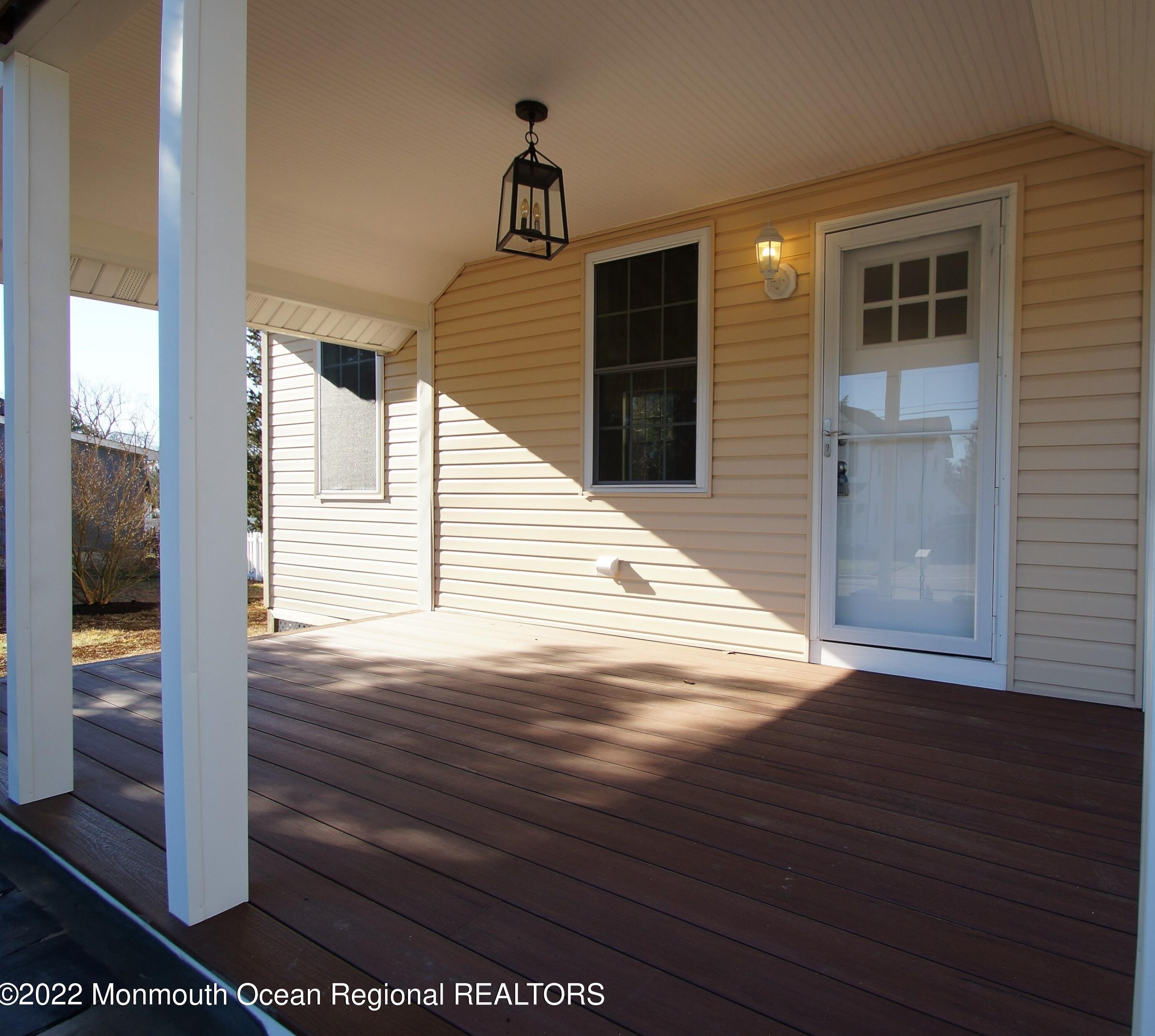 193 Garfield Ave, Island Heights, NJ 08732