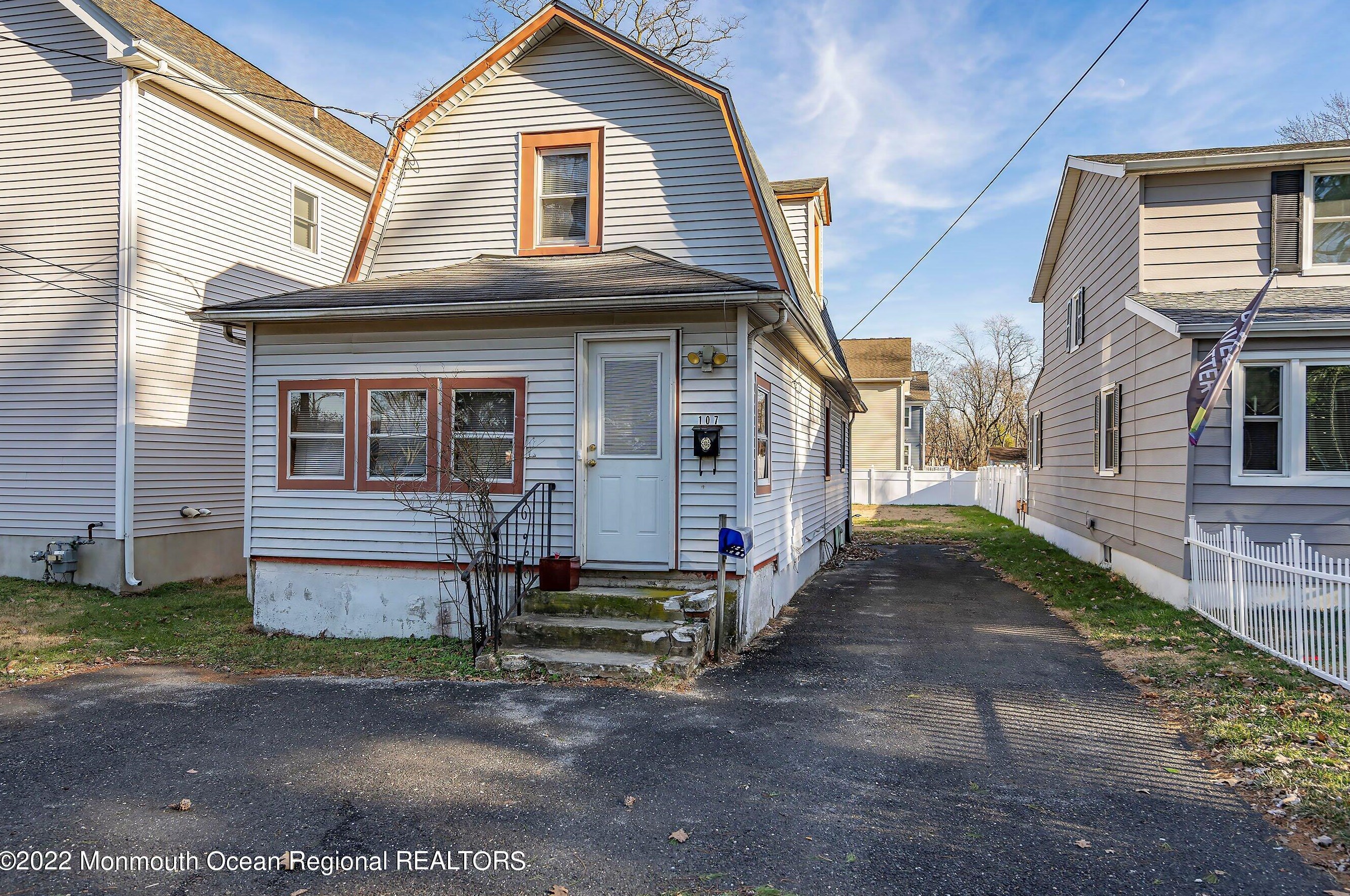 107 Grant Ave, Tinton Falls, NJ 07724