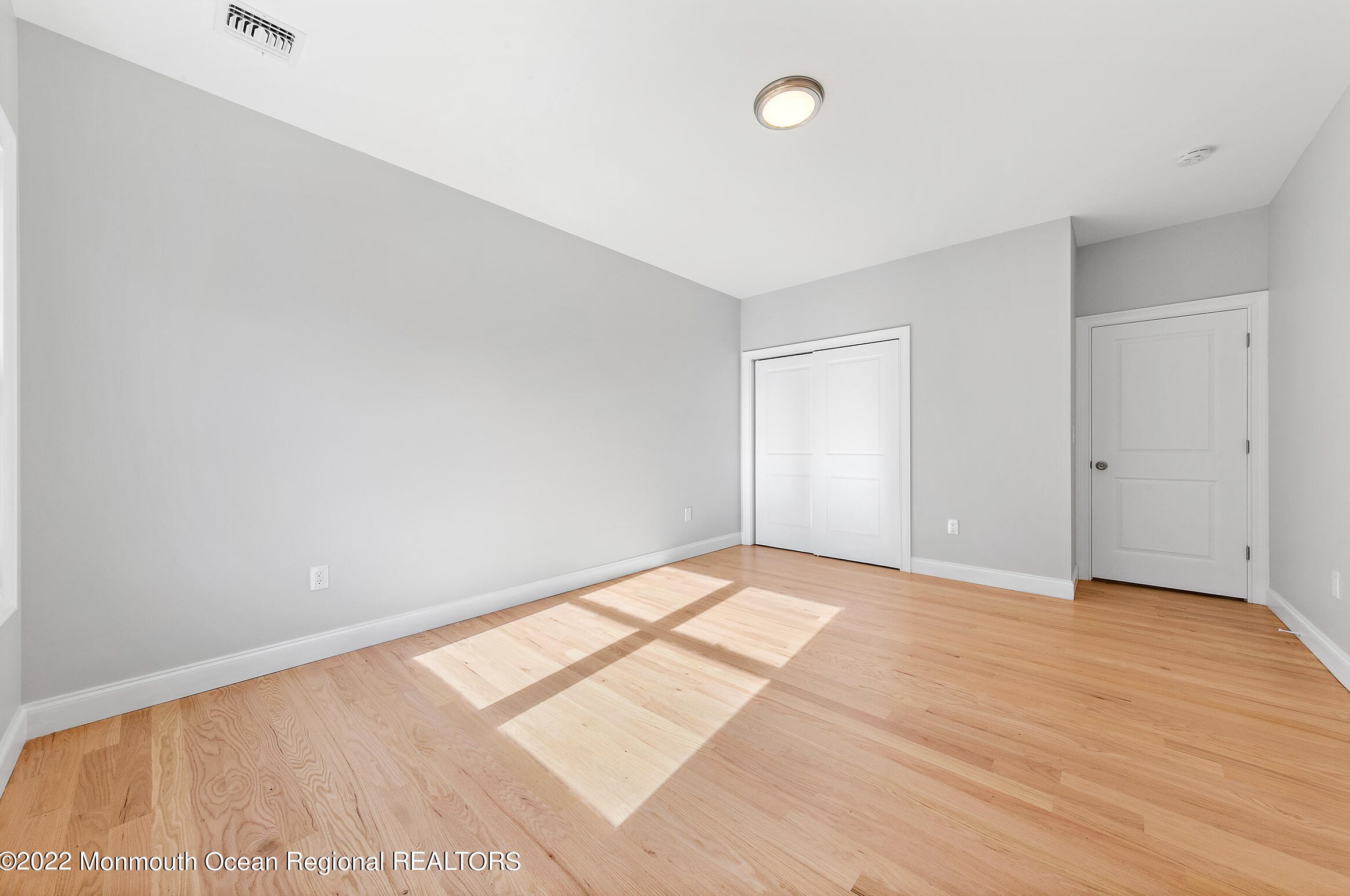 509 Middle Ln, Wall Township NJ  07731-1916 exterior