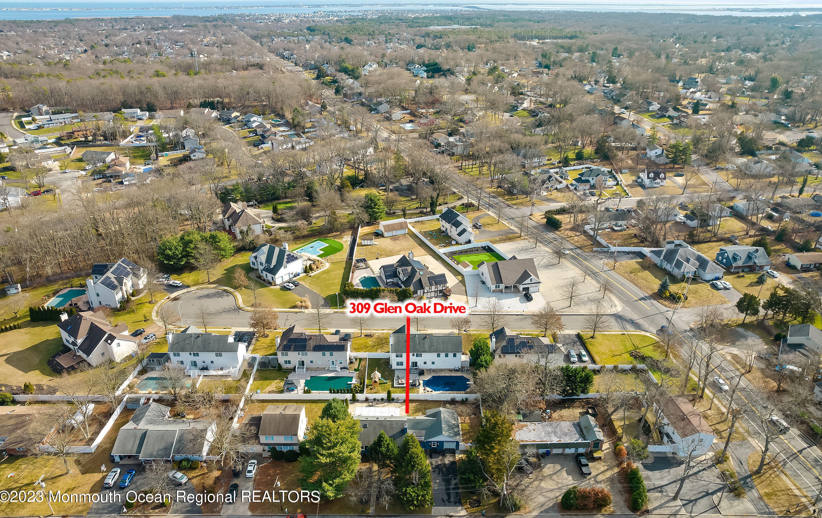 309 Glen Oak Dr, Toms River, NJ 08753-3513