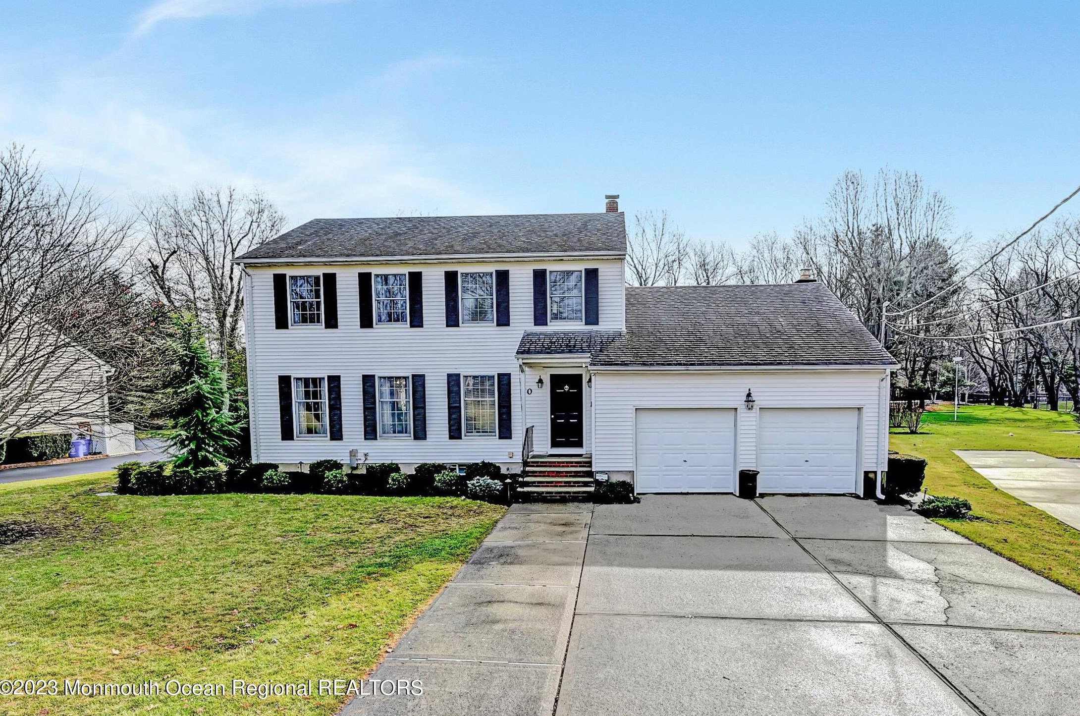 60 Dutch Lane Rd, East Freehold, NJ 07728