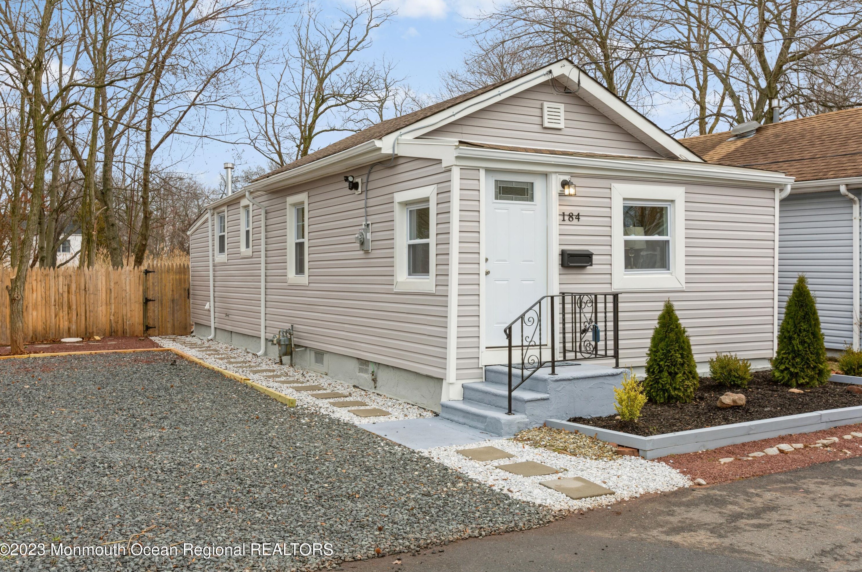 184 Park Ave S, Ideal Beach, NJ 07734