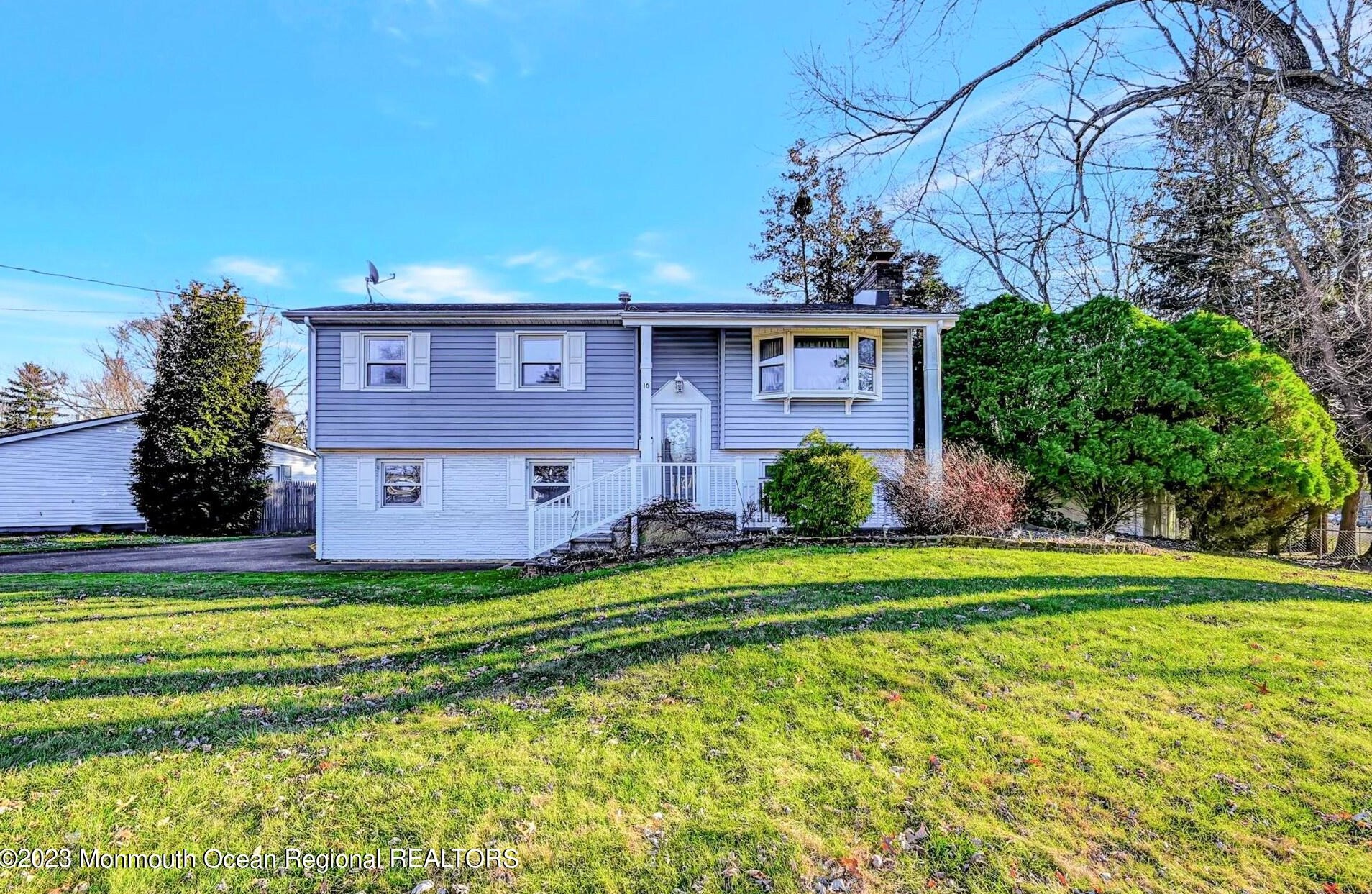 16 Dina Pl, Jackson Twp, NJ 08527