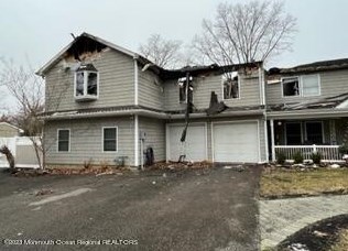 1002 Majorca Ct, Toms River, NJ 08753-2912