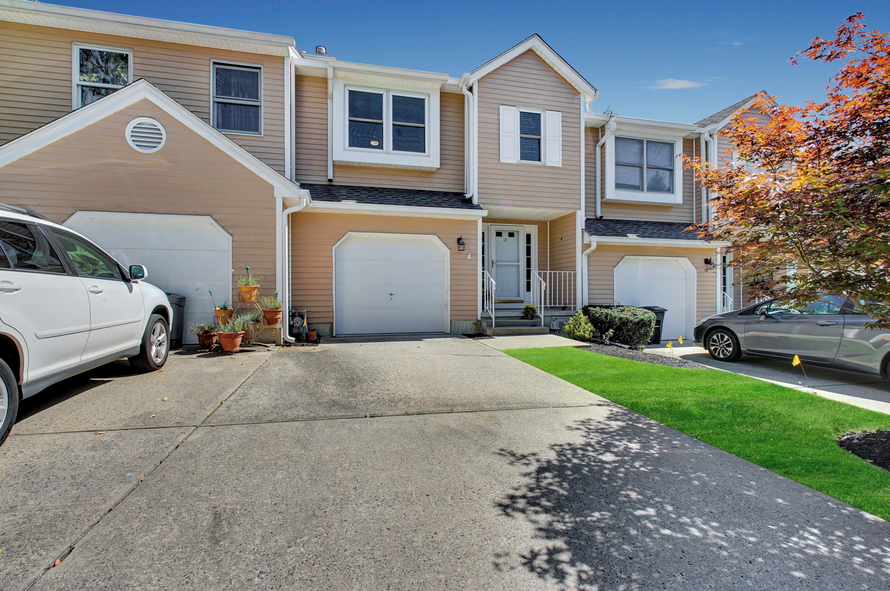 12 Eastborne Dr, Little Silver, NJ 07739