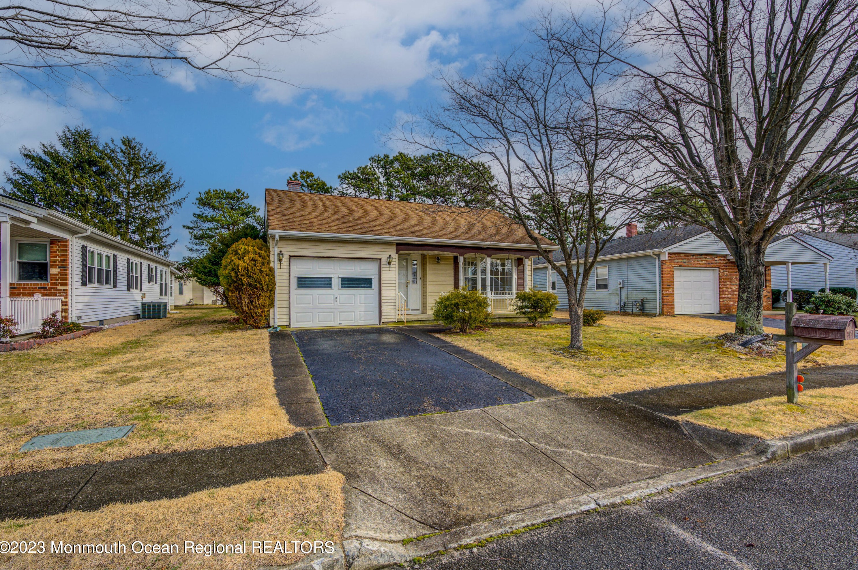 19 Manitoba Ct, Berkeley Township, NJ 08721