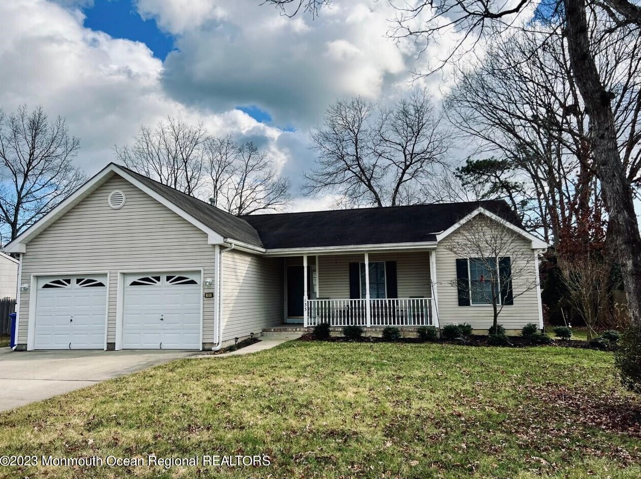 133 Inlet Ave, Stafford Township, NJ 08050