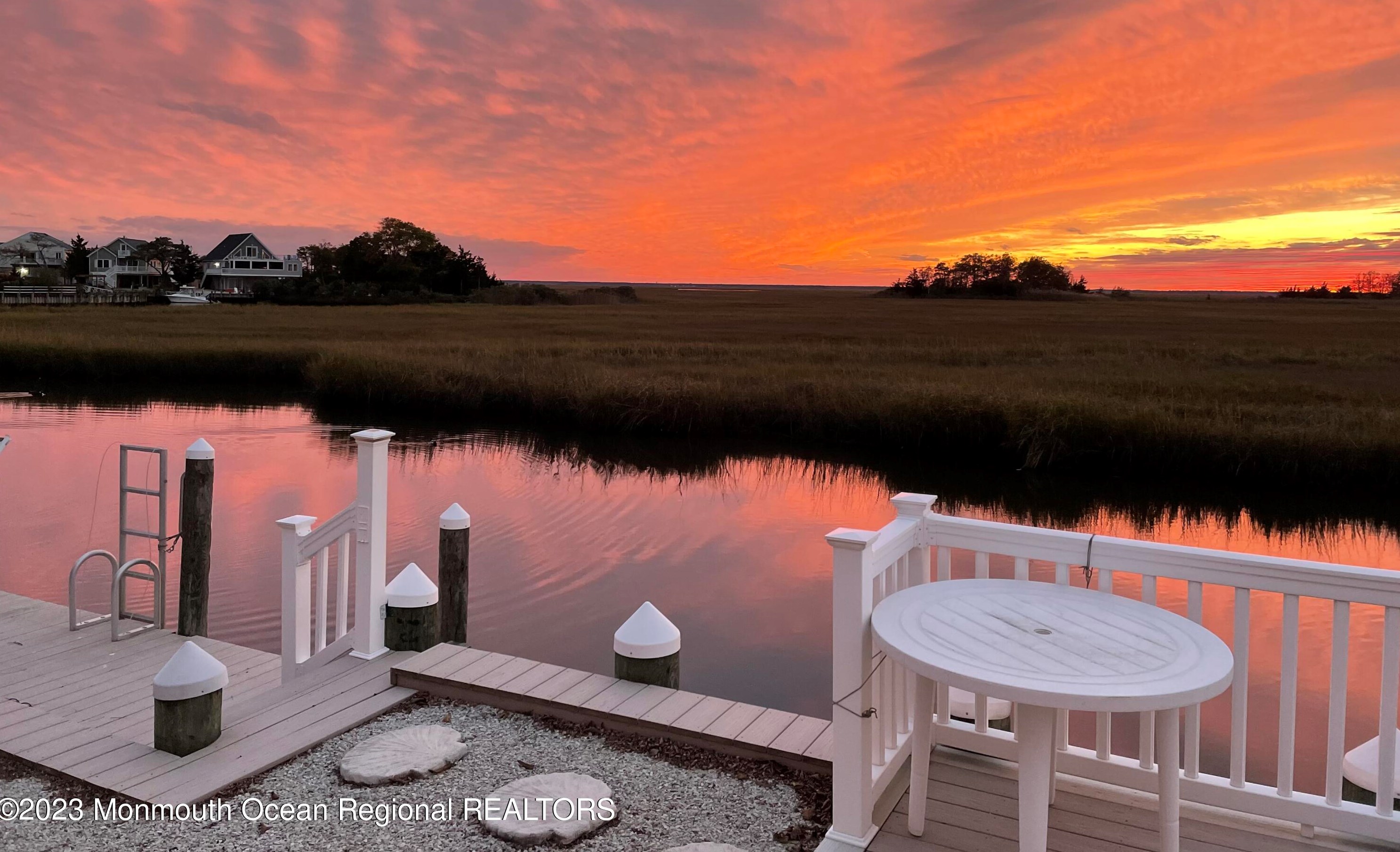 40 Portland Dr, Tuckerton NJ  08087-1213 exterior