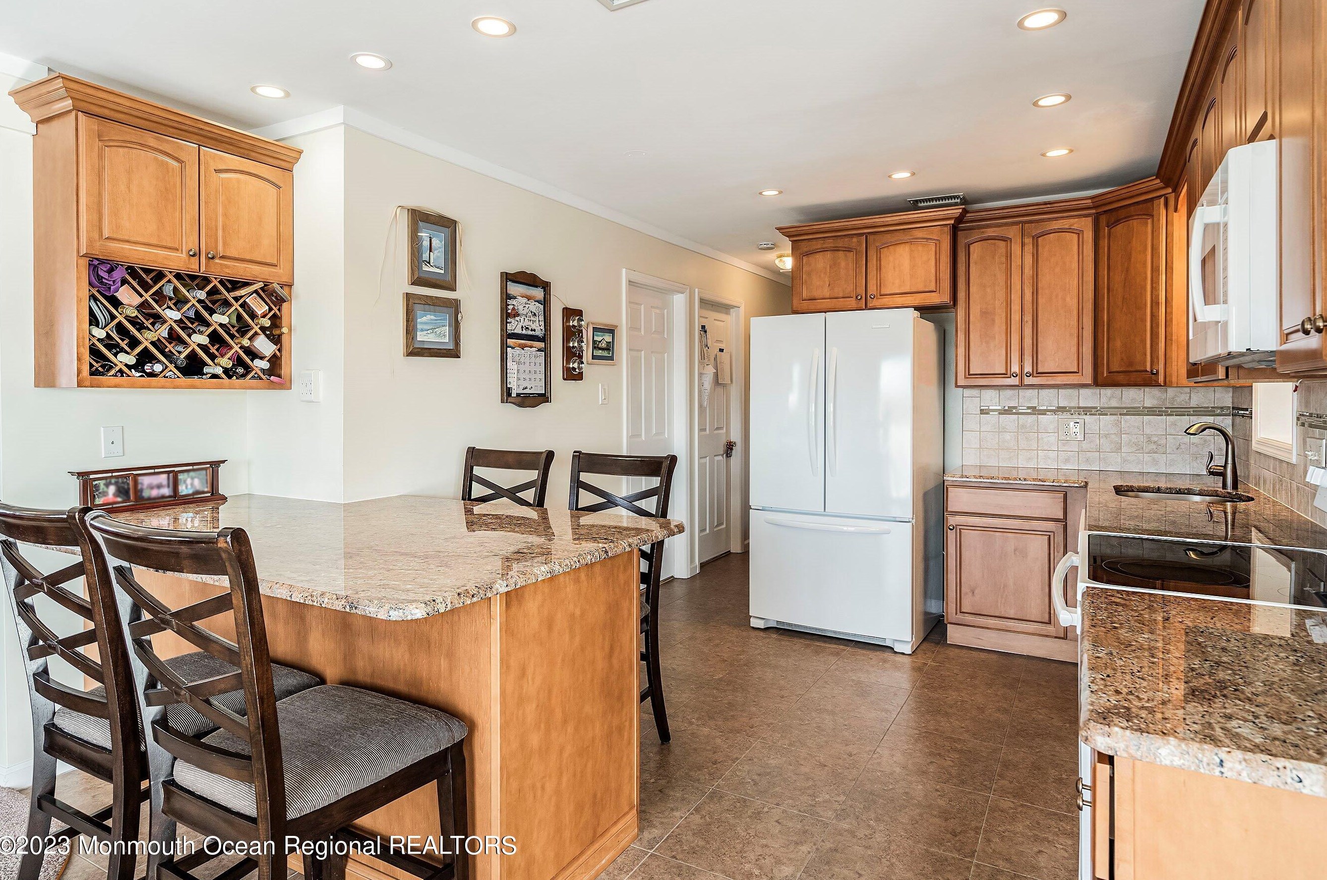 40 Portland Dr, Tuckerton NJ  08087-1213 exterior