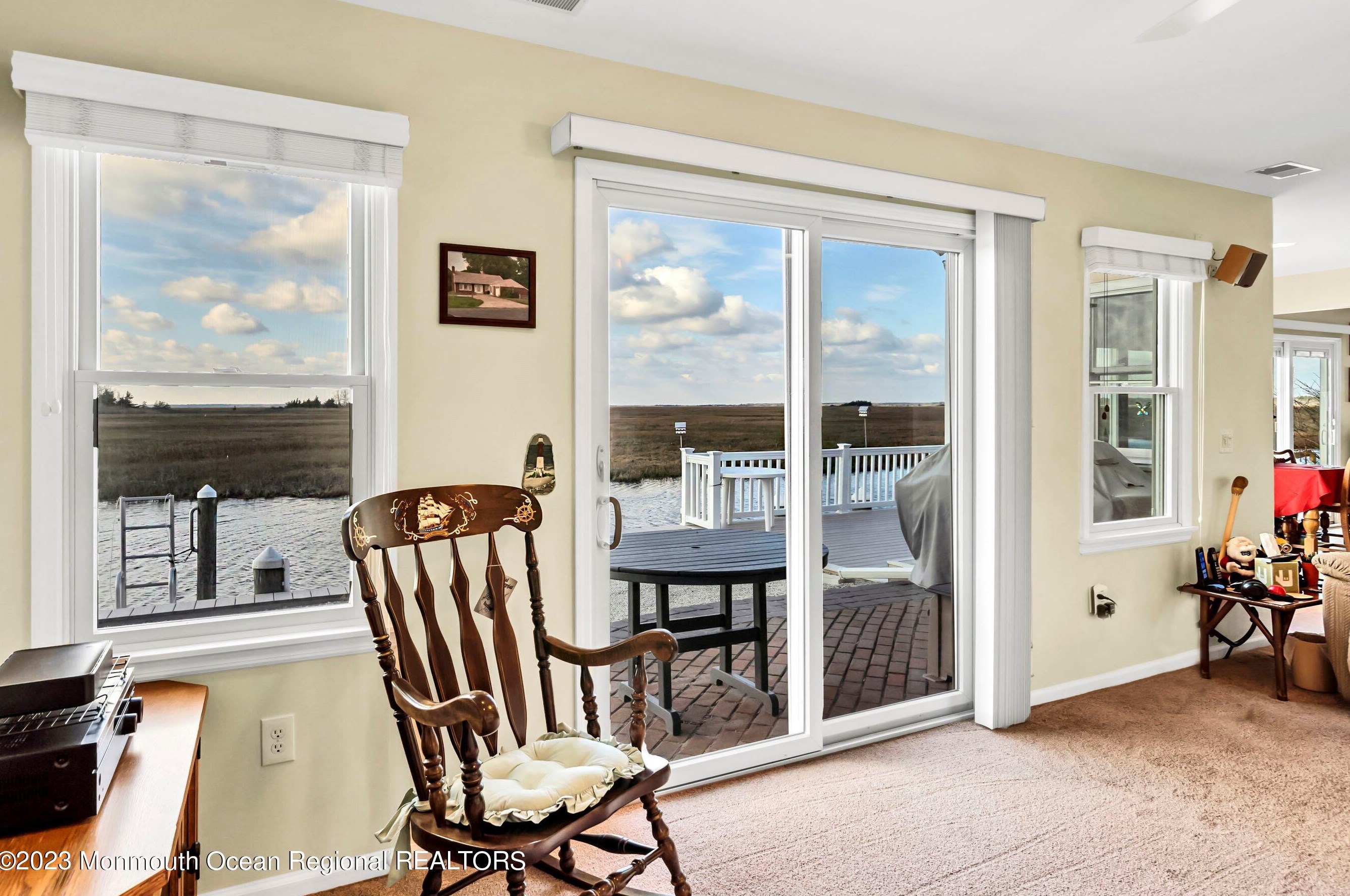 40 Portland Dr, Tuckerton NJ  08087-1213 exterior