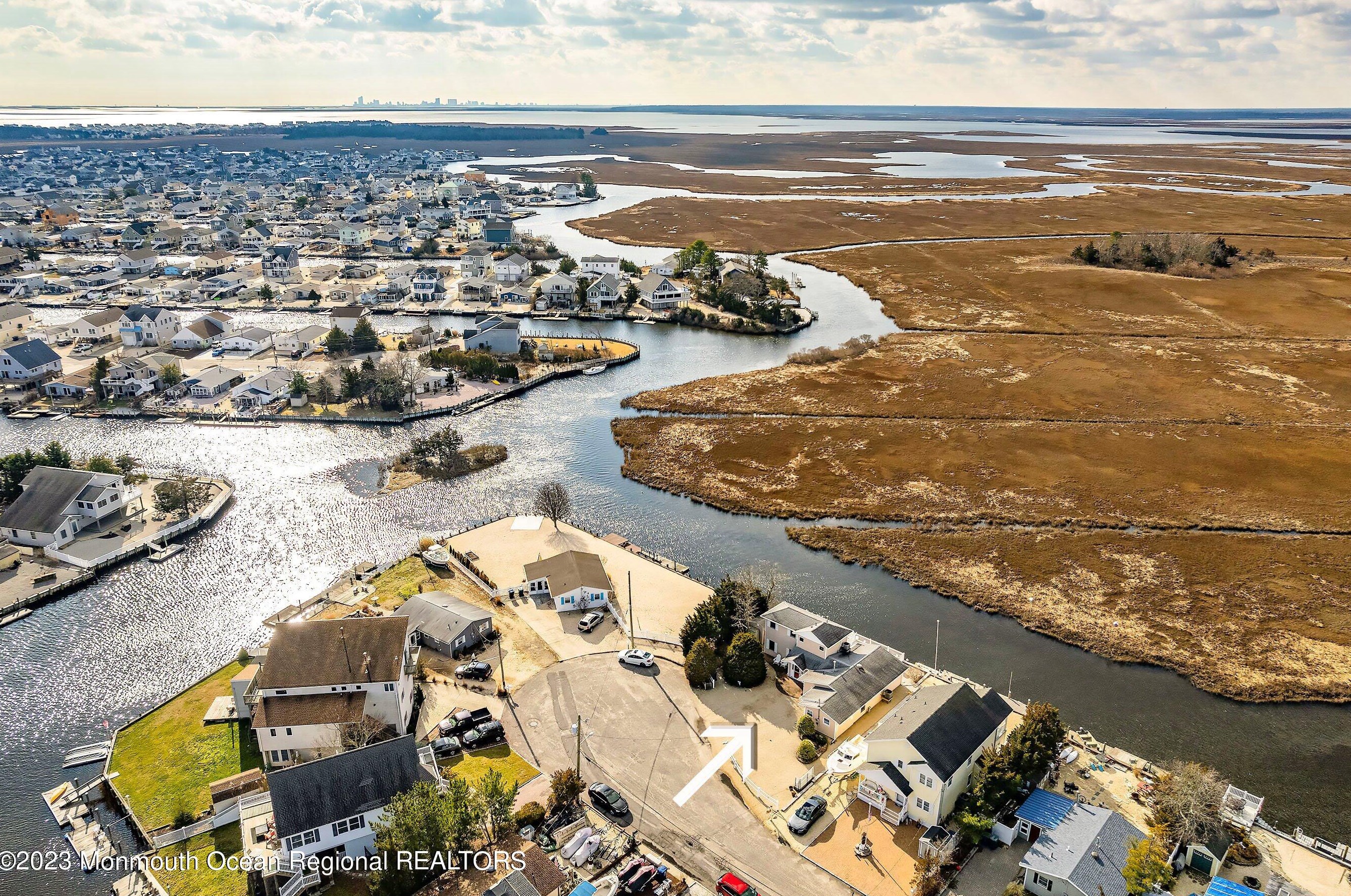 40 Portland Dr, Tuckerton NJ  08087-1213 exterior