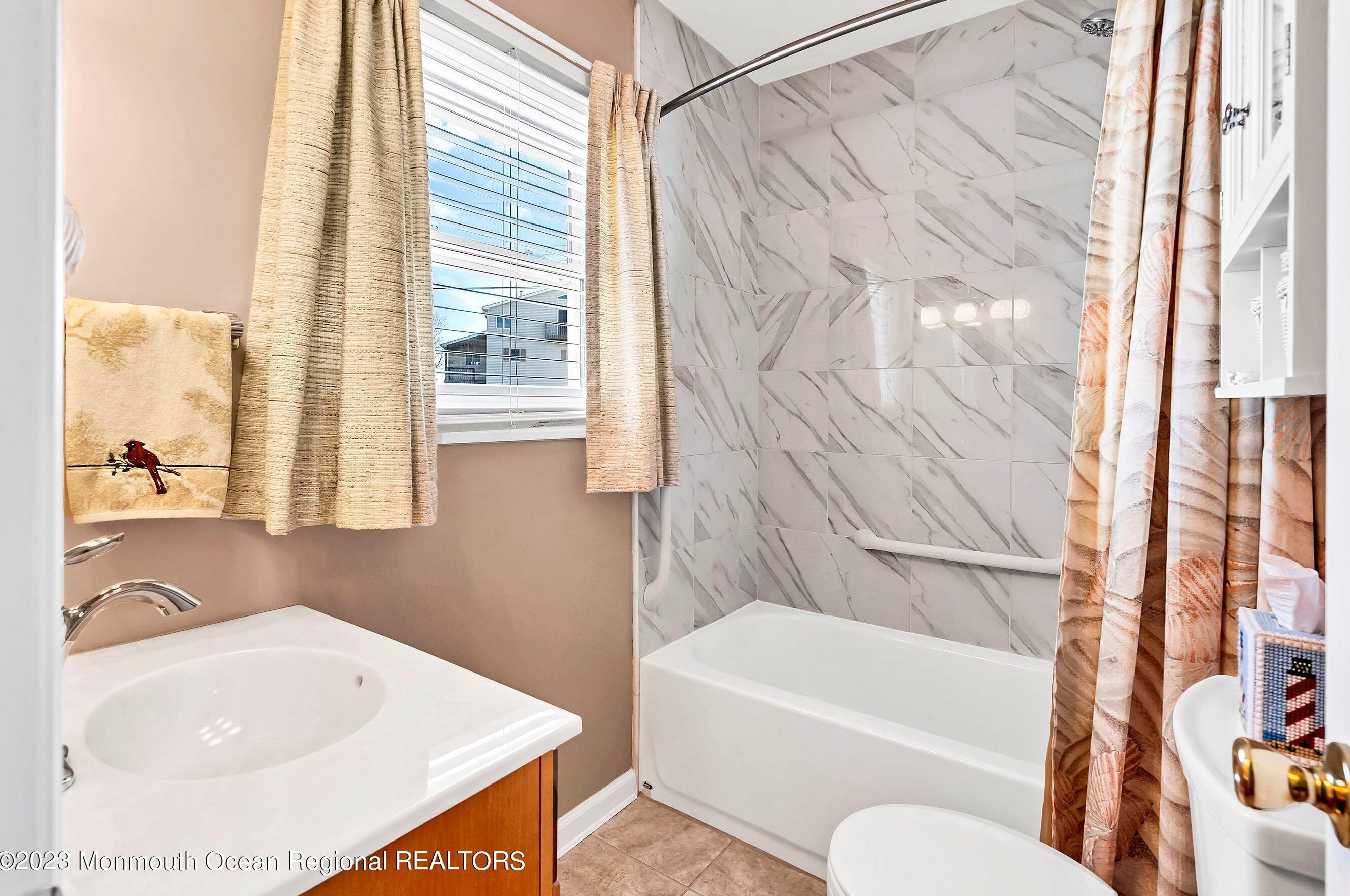 40 Portland Dr, Tuckerton NJ  08087-1213 exterior