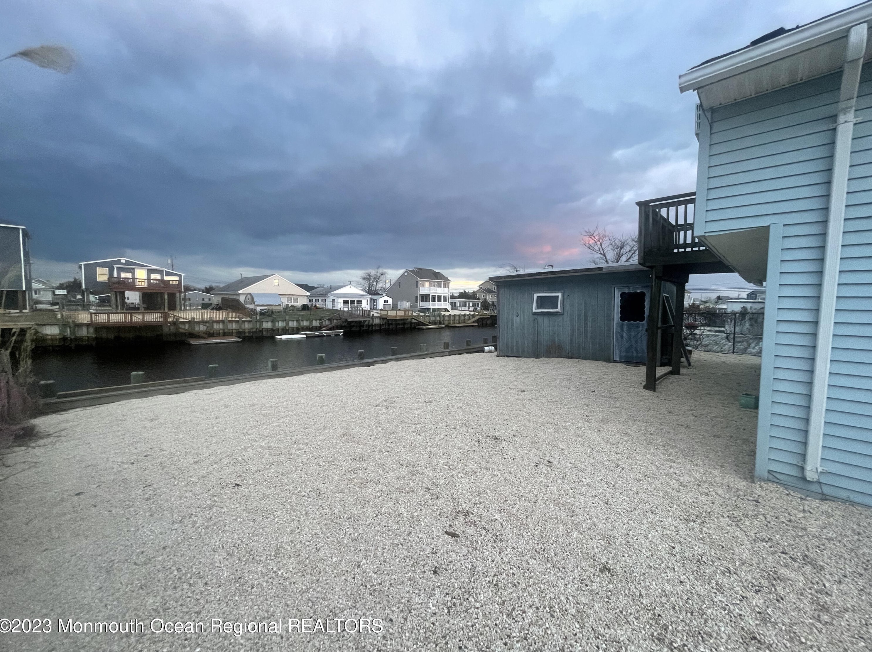 10 Lake Singleton Ct, Tuckerton, NJ 08087