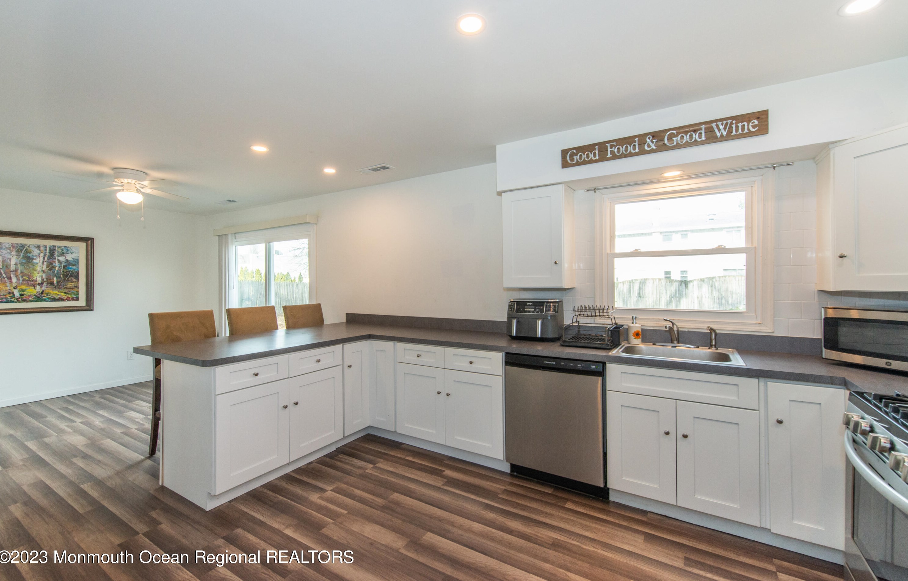34 Willow St, Hazlet, NJ 07730