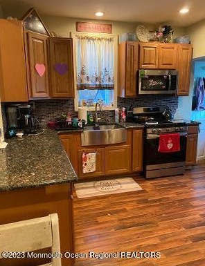 22 Mason Pl, Ideal Beach, NJ 07734-2012