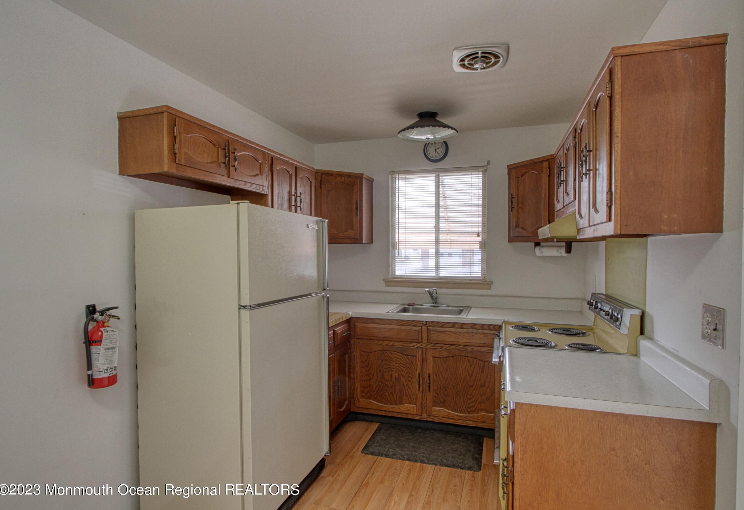 9 Monticello Dr #a, Lakehurst, NJ 08759