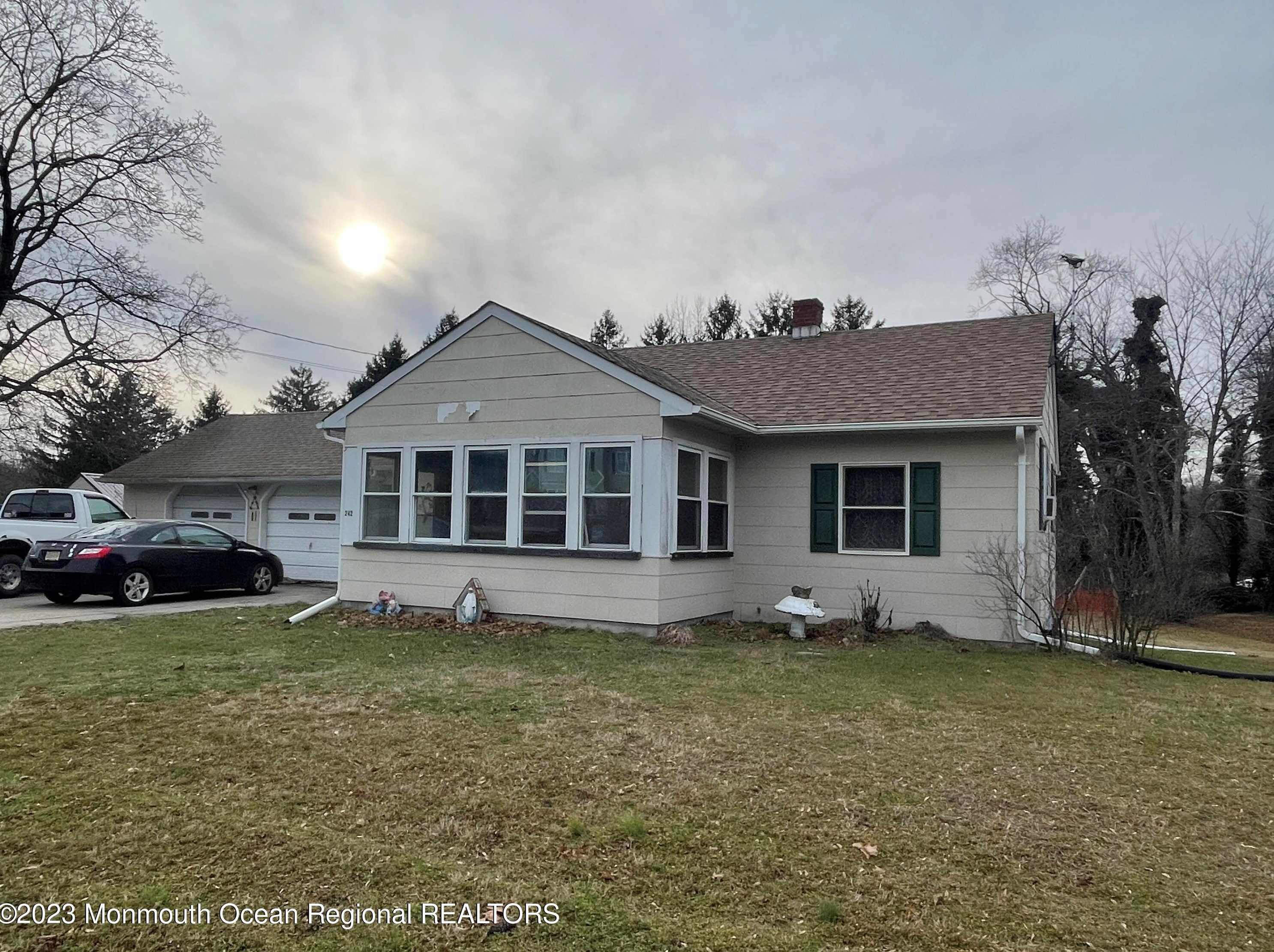 242 Brynmore Rd, Plumsted Township, NJ 08533