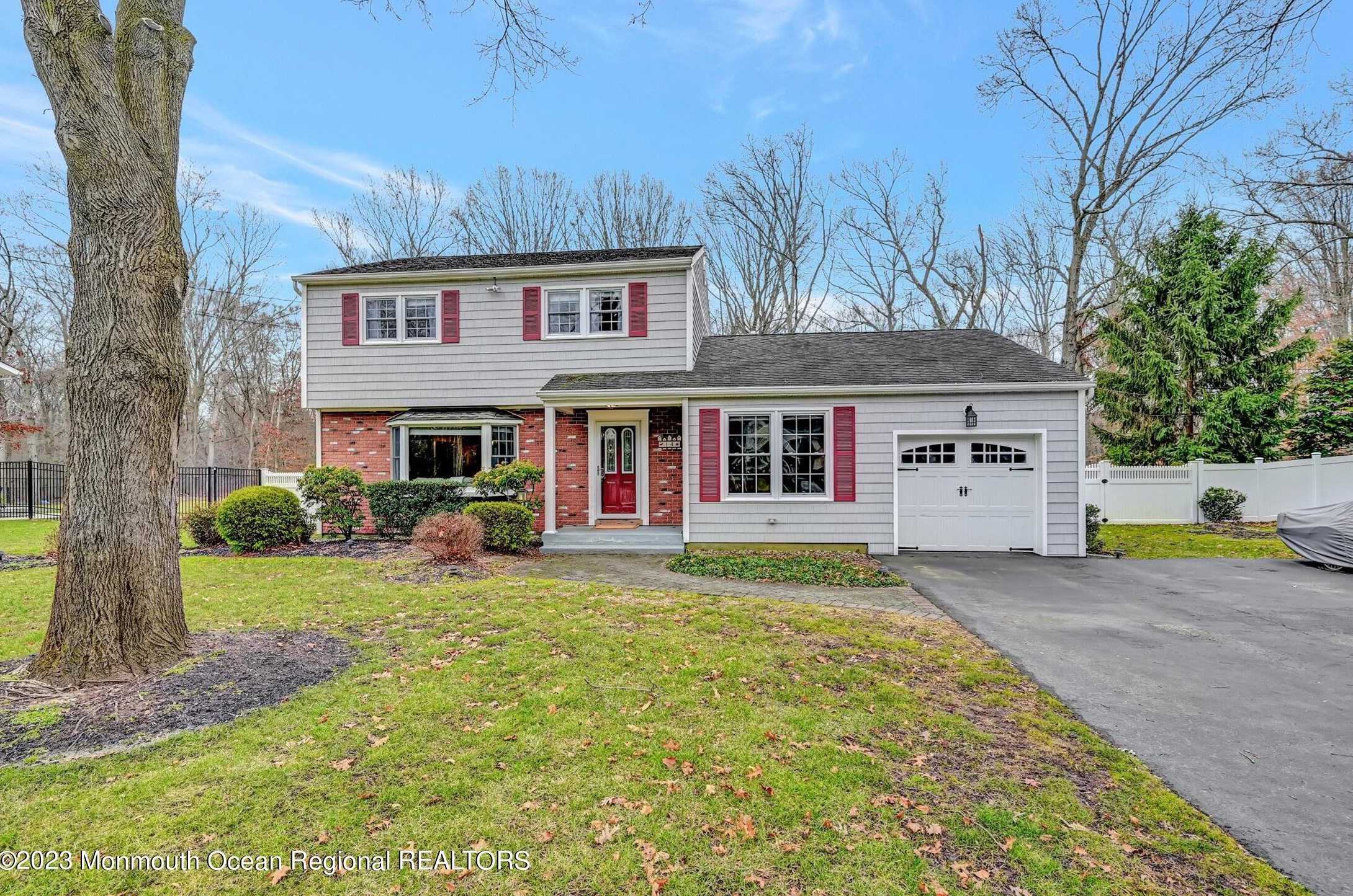 14 Willow Grove Way, Millstone Township, NJ 07726-2722