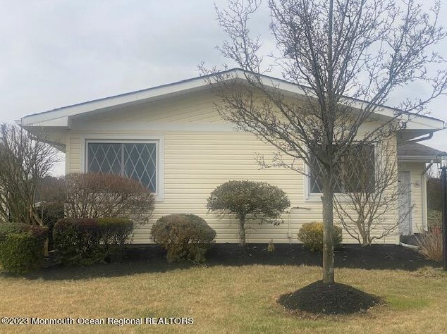 9 Higgins Ct, Bricktown, NJ 08724