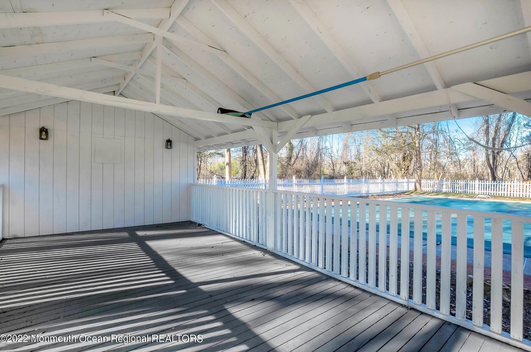 33 New St, Vanderburg NJ  07722-1646 exterior