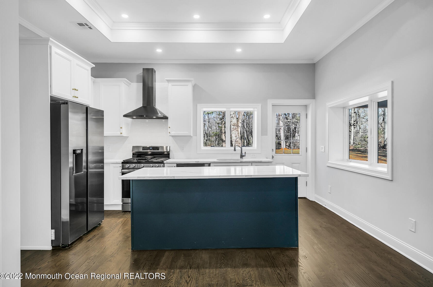 33 New St, Vanderburg NJ  07722-1646 exterior