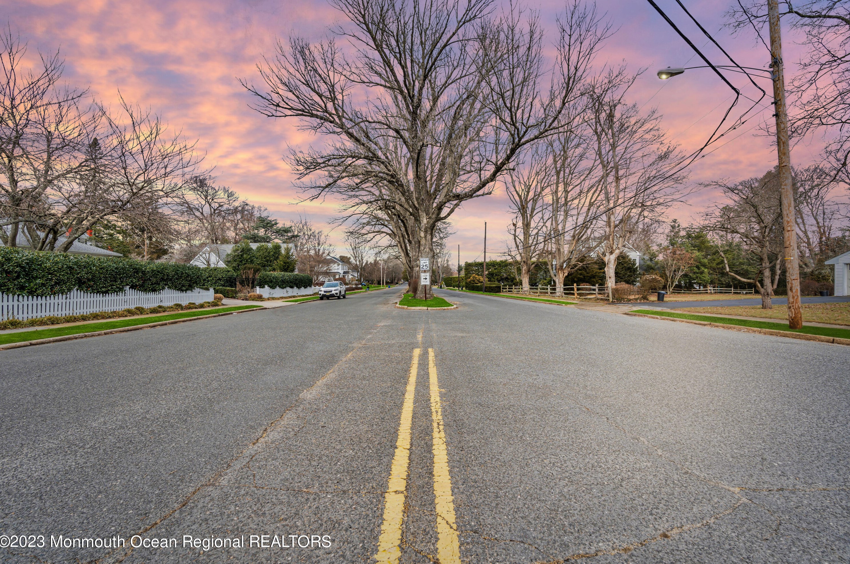 7 Park Ave N, Tinton Falls, NJ 07702