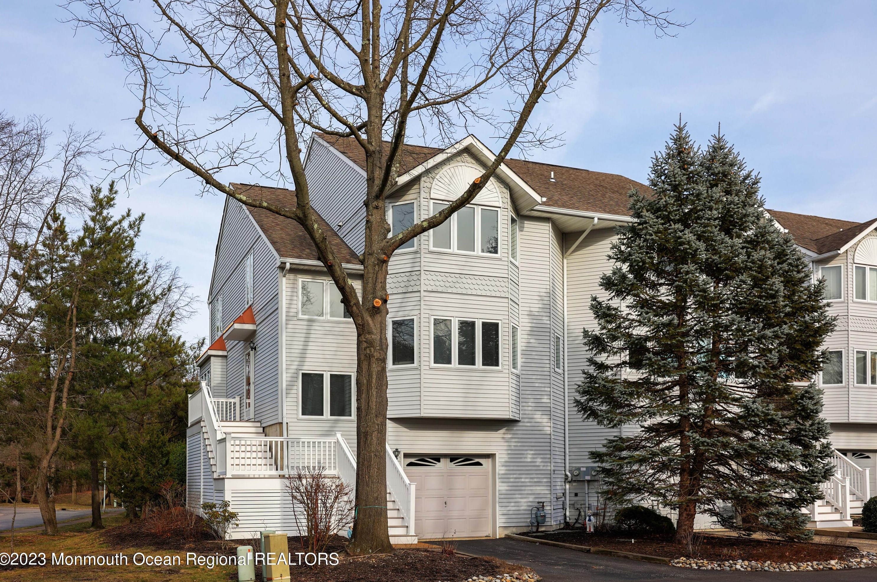 261 Marigold Ct, Toms River, NJ 08753-1322