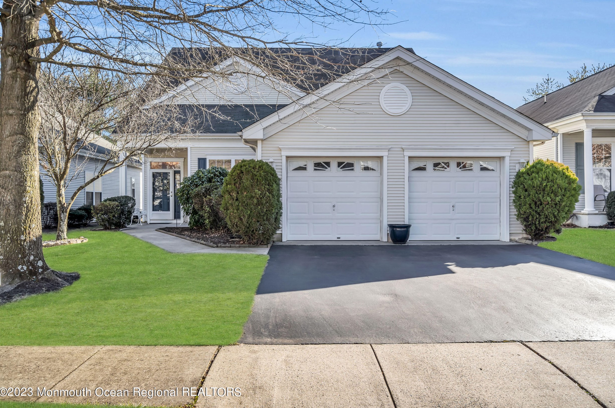 55 Silverside Rd, Lakewood, NJ 08701