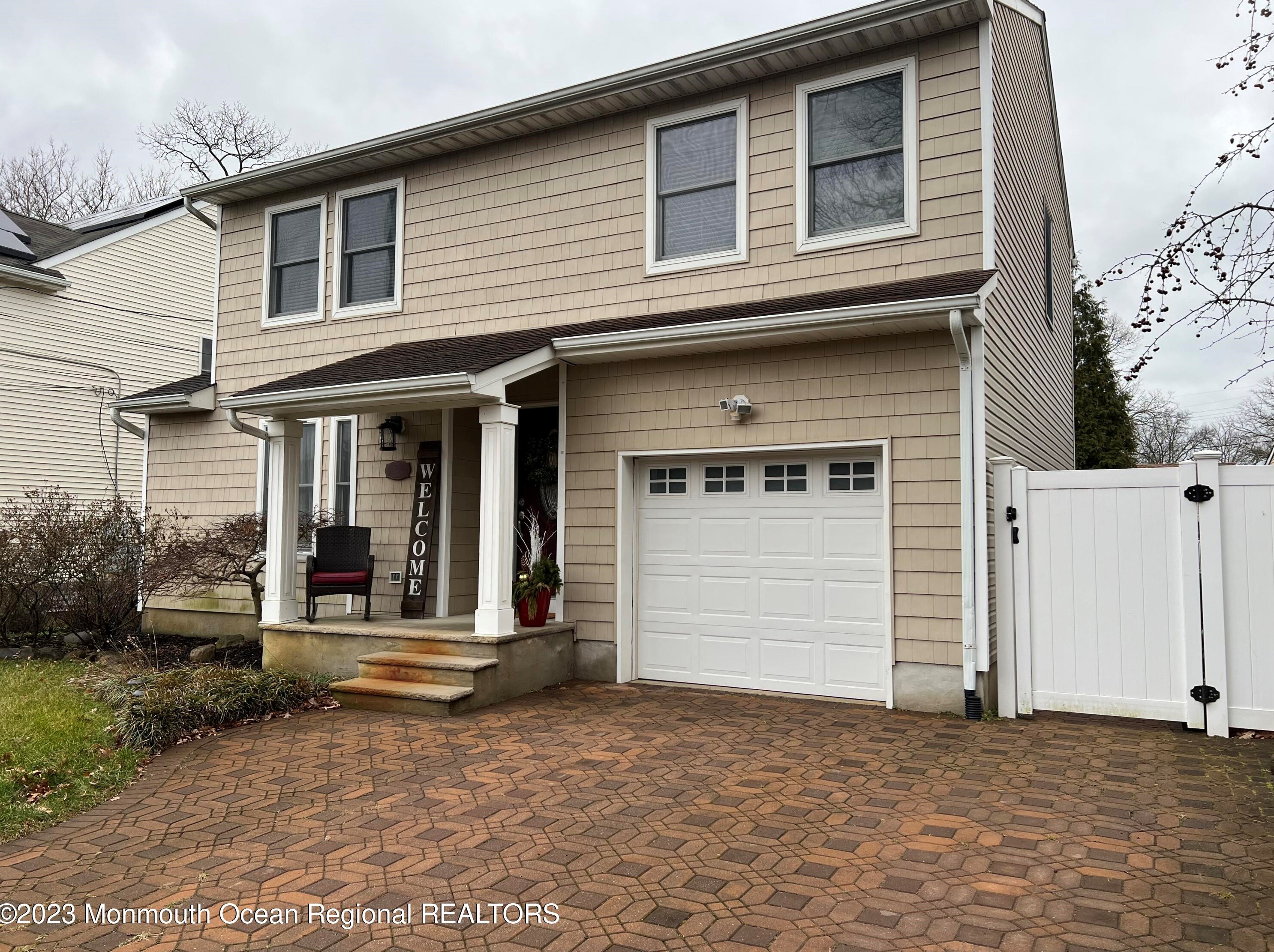 521 Vannote Dr, Bricktown, NJ 08723