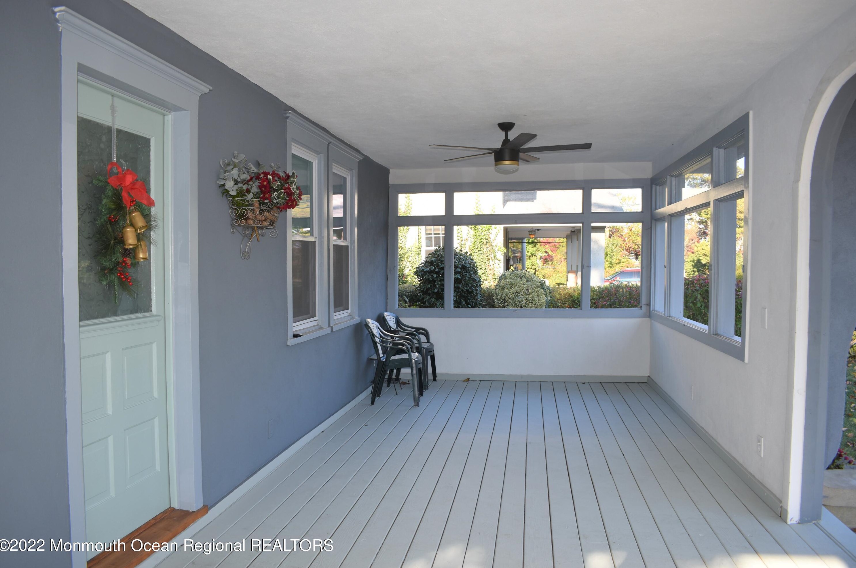334 Barnegat Blvd, Beachwood NJ  08722-2911 exterior