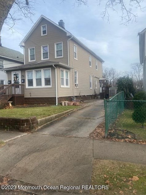 39 Leighton Ave, Tinton Falls, NJ 07701
