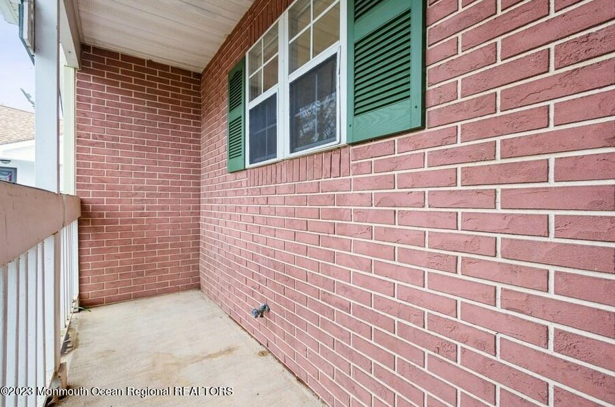 42 Morden Close #1000, East Freehold, NJ 07728