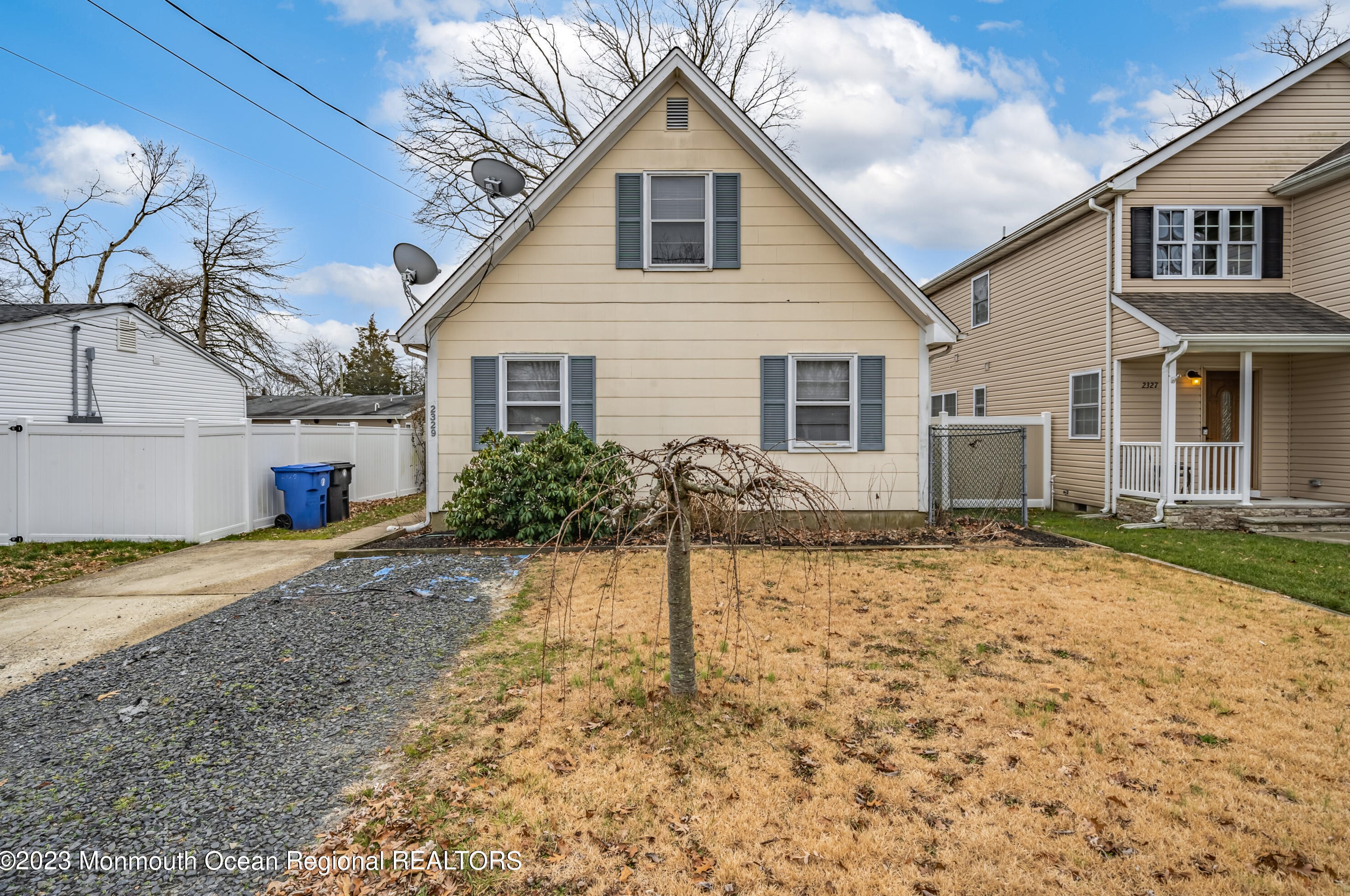 2329 South St, Toms River, NJ 08753-6045