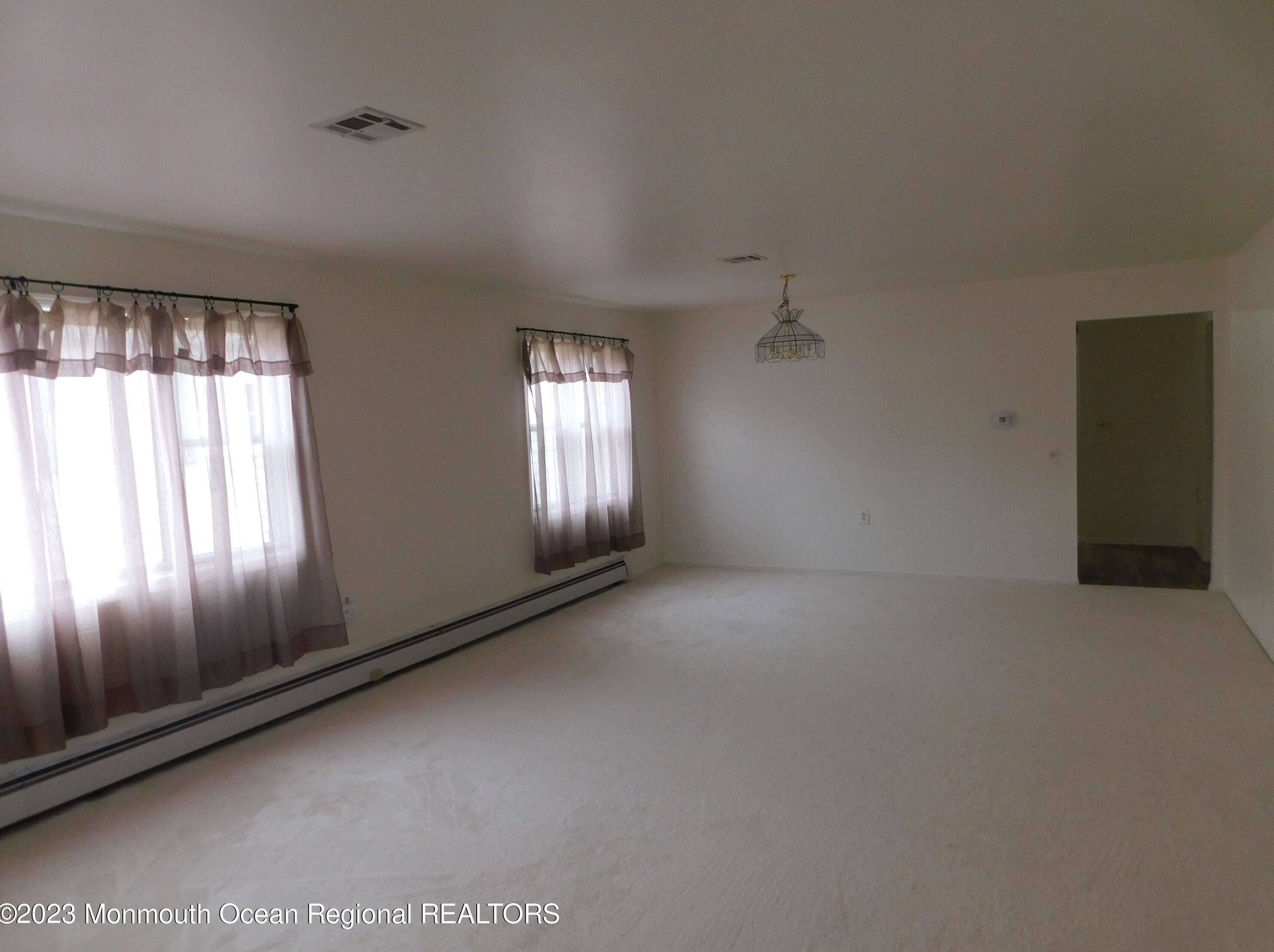 91 Guadalajara Dr, Toms River, NJ 08757