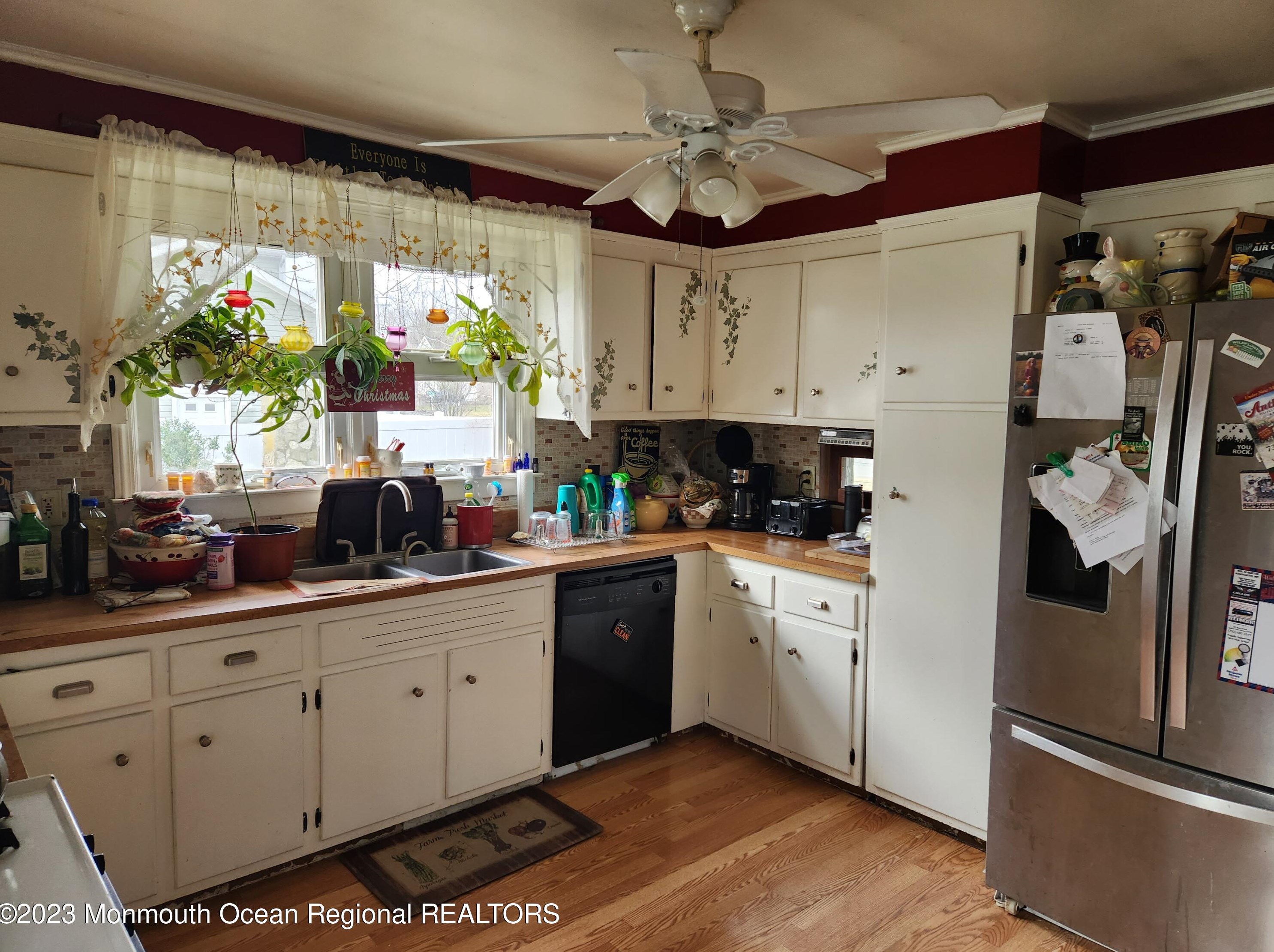 2817 Buchanan St, Belmar, NJ 07719