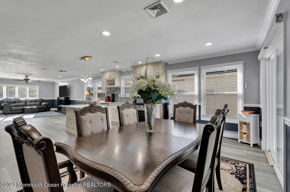 243 Orlando Blvd, Toms River NJ  08757-6233 exterior
