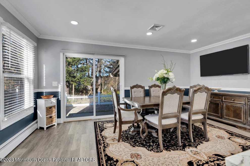 243 Orlando Blvd, Toms River NJ  08757-6233 exterior