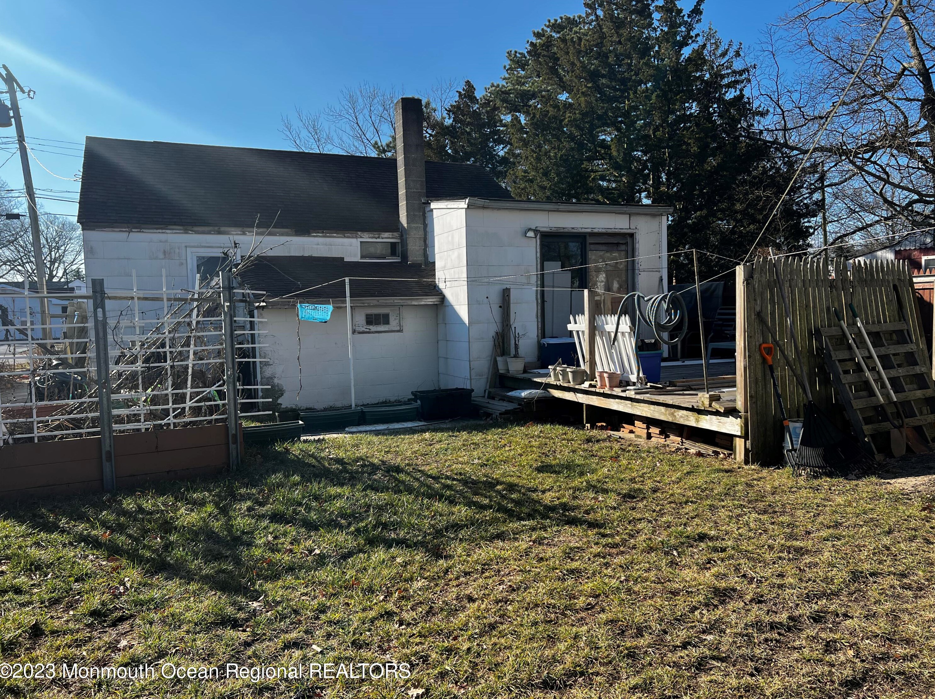 2414 2nd Ave, Toms River, NJ 08753-6140