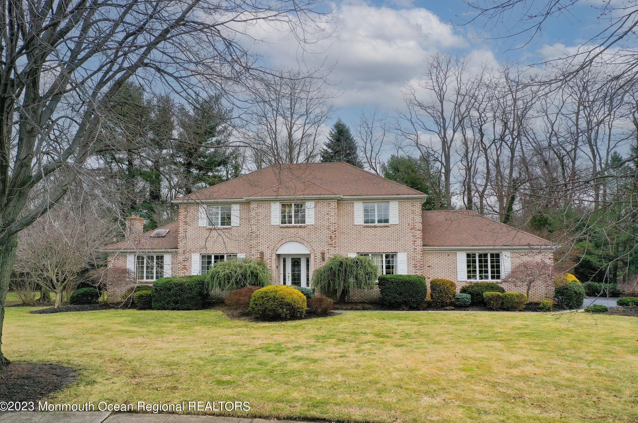 27 Laird Rd, Middletown, NJ 07748