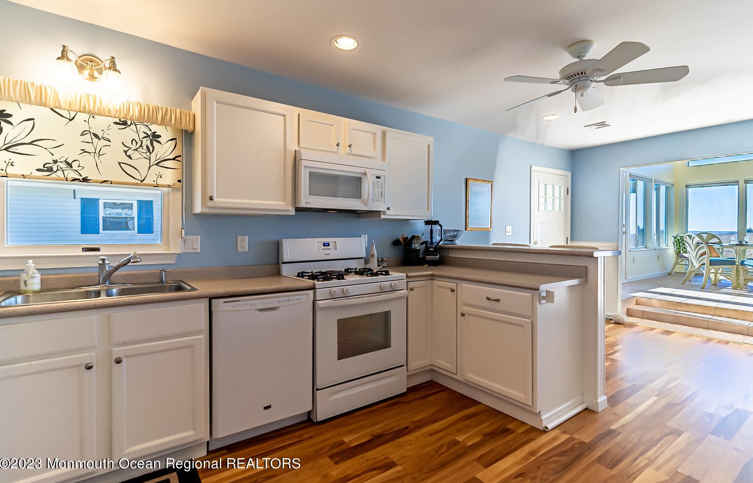 30 Portland Dr, Tuckerton NJ  08087-1213 exterior